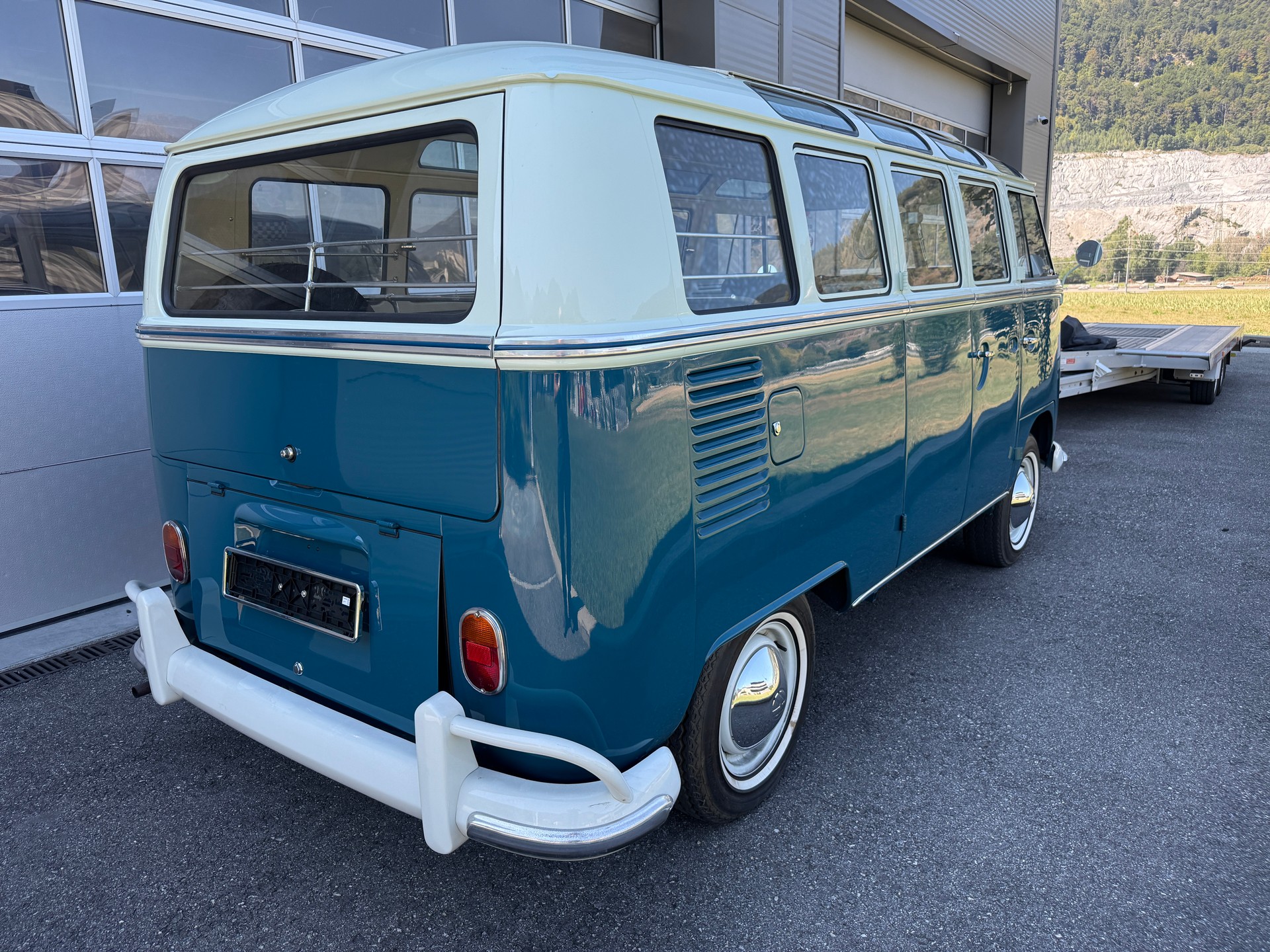 VW Samba Bus-image-3
