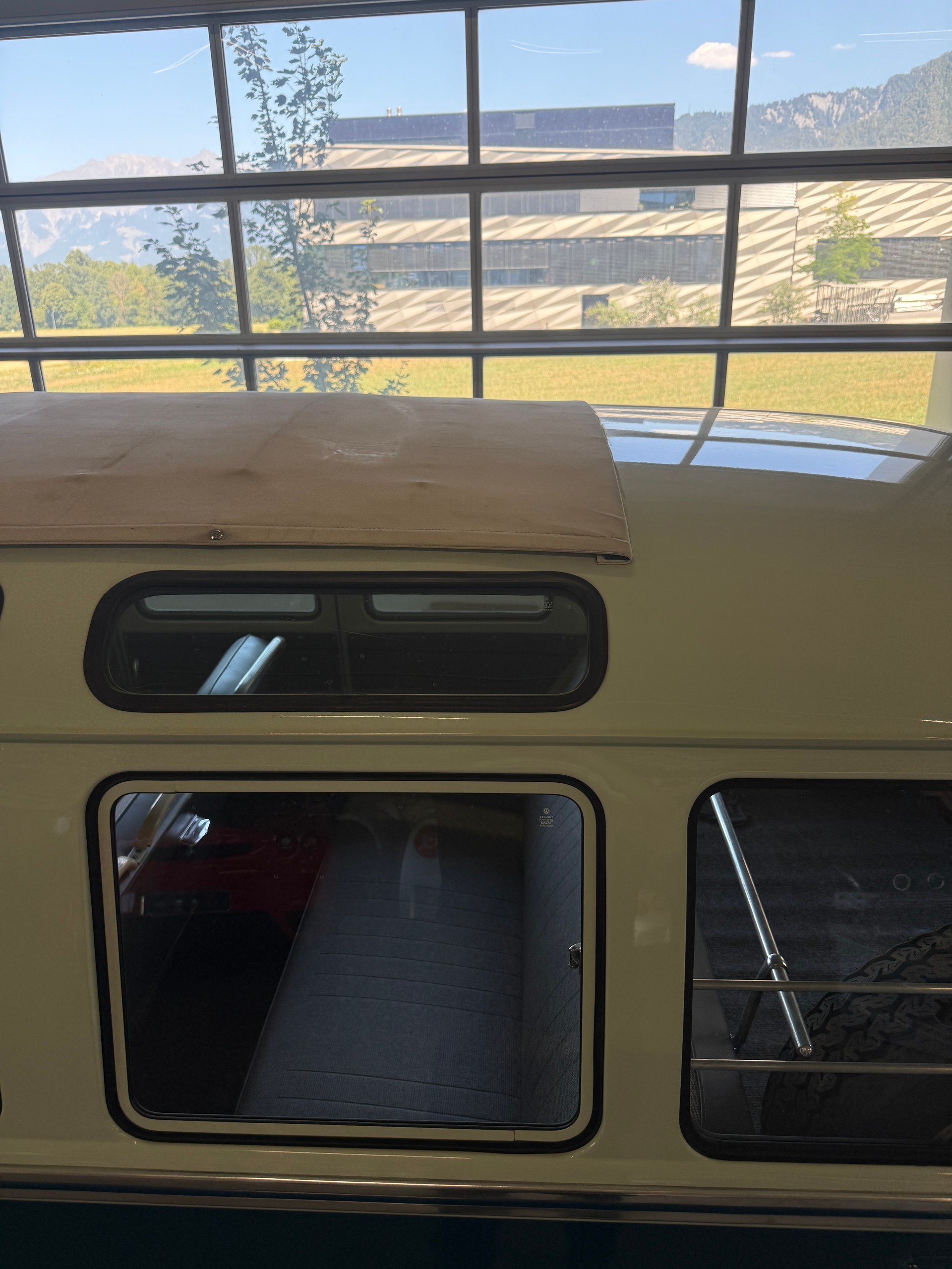 VW Samba Bus-image-11