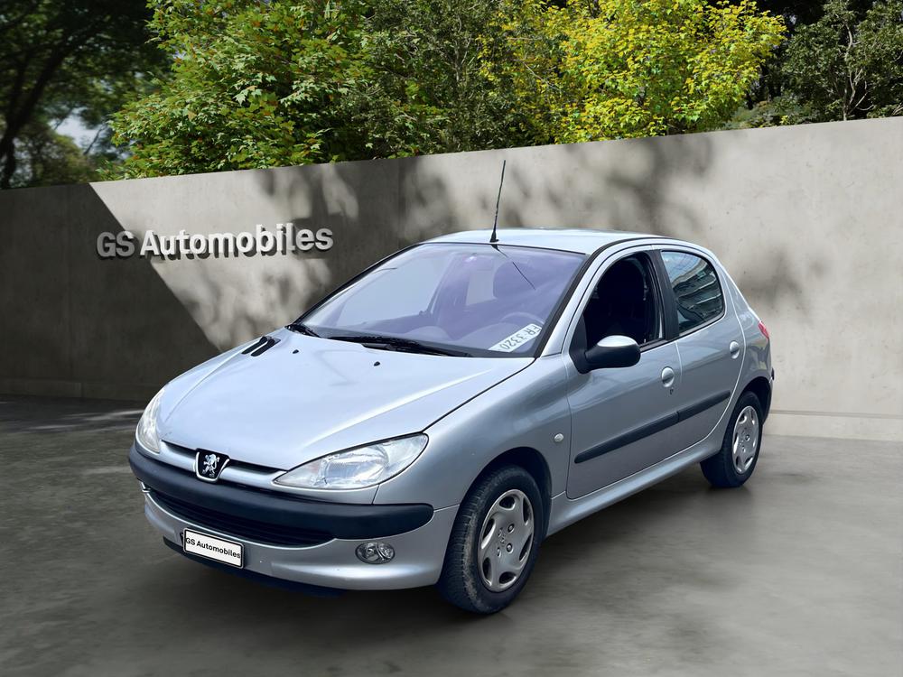 PEUGEOT 206 1.1 XR (Présence)
