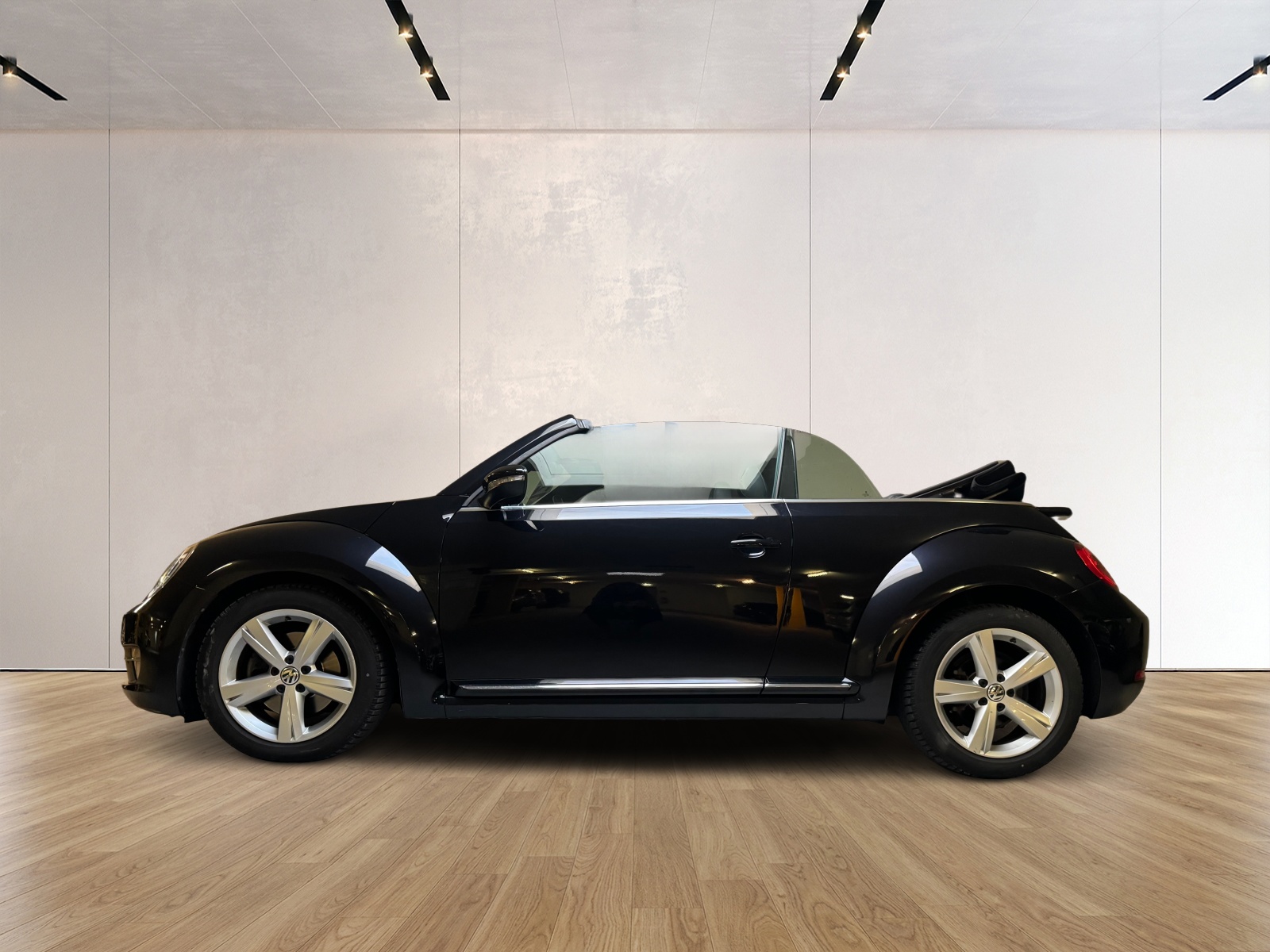 VW Beetle Cabrio 1.4 TSI Sport DSG-showroom-element-1