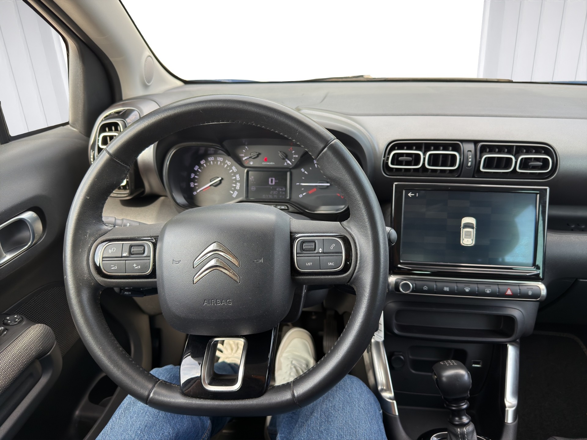 CITROEN C3 Aircross 1.2i PureTech Swiss Edition-image-6