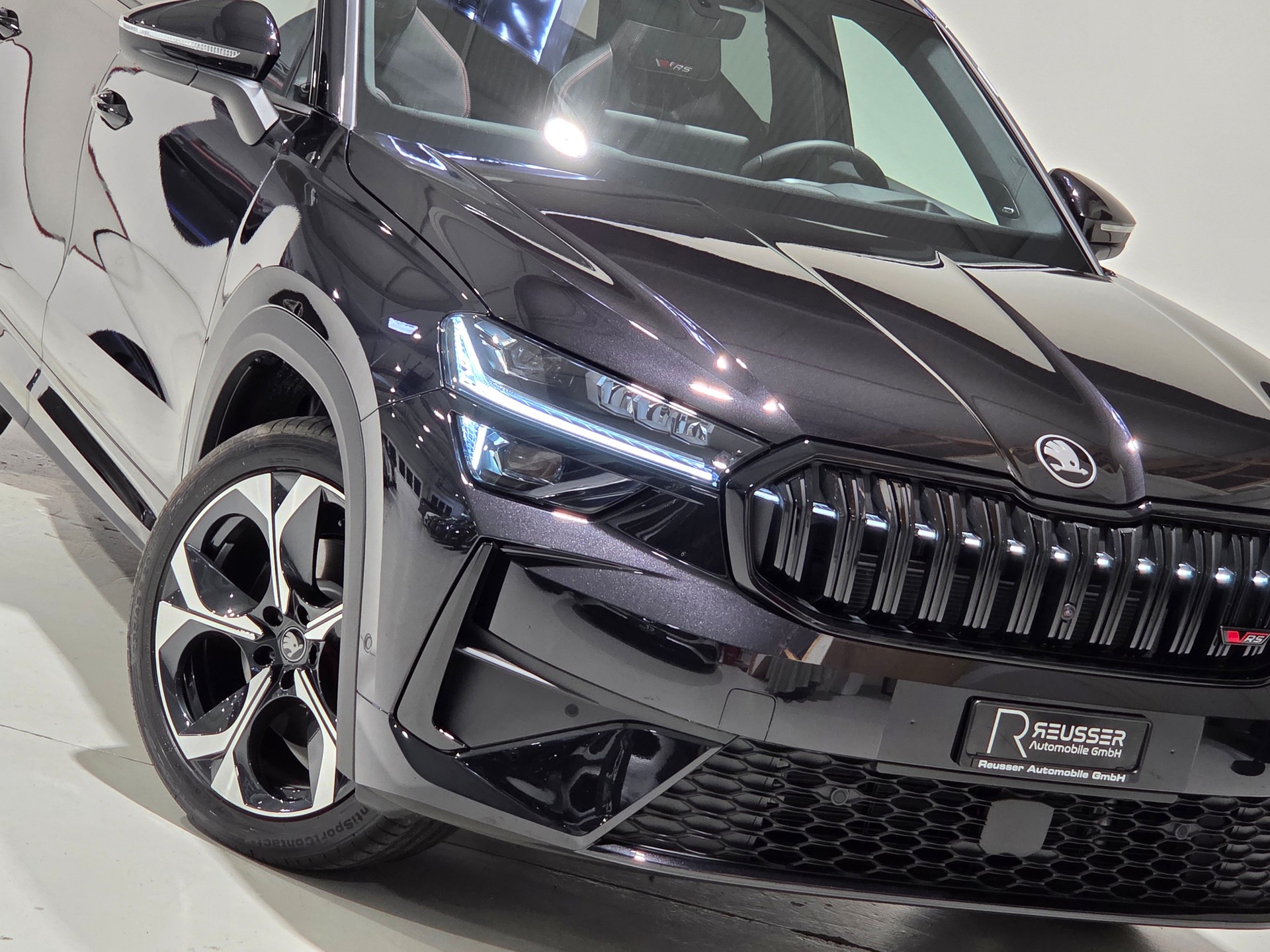 SKODA Kodiaq 2.0 TSI RS 4x4-image-25