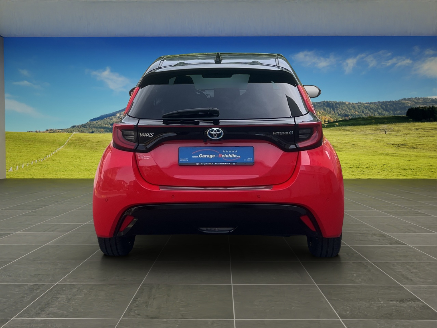 TOYOTA Yaris 1.5 VVT-i HSD Premiere Edition-showroom-element-3