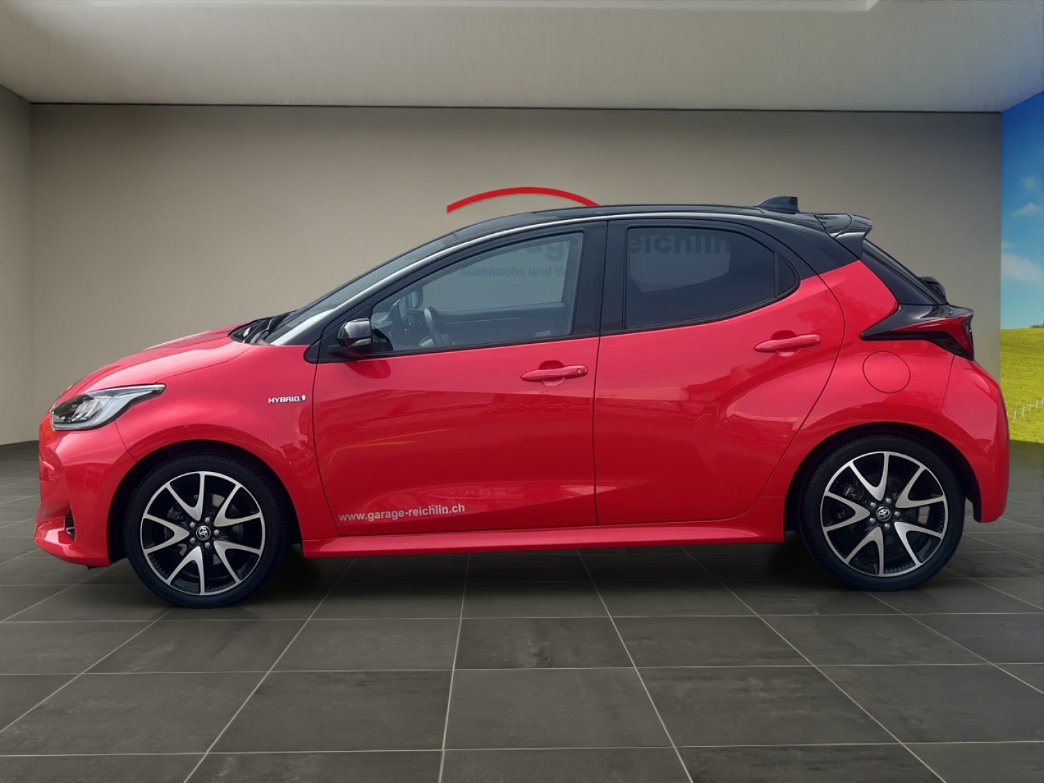 TOYOTA Yaris 1.5 VVT-i HSD Premiere Edition-showroom-element-1