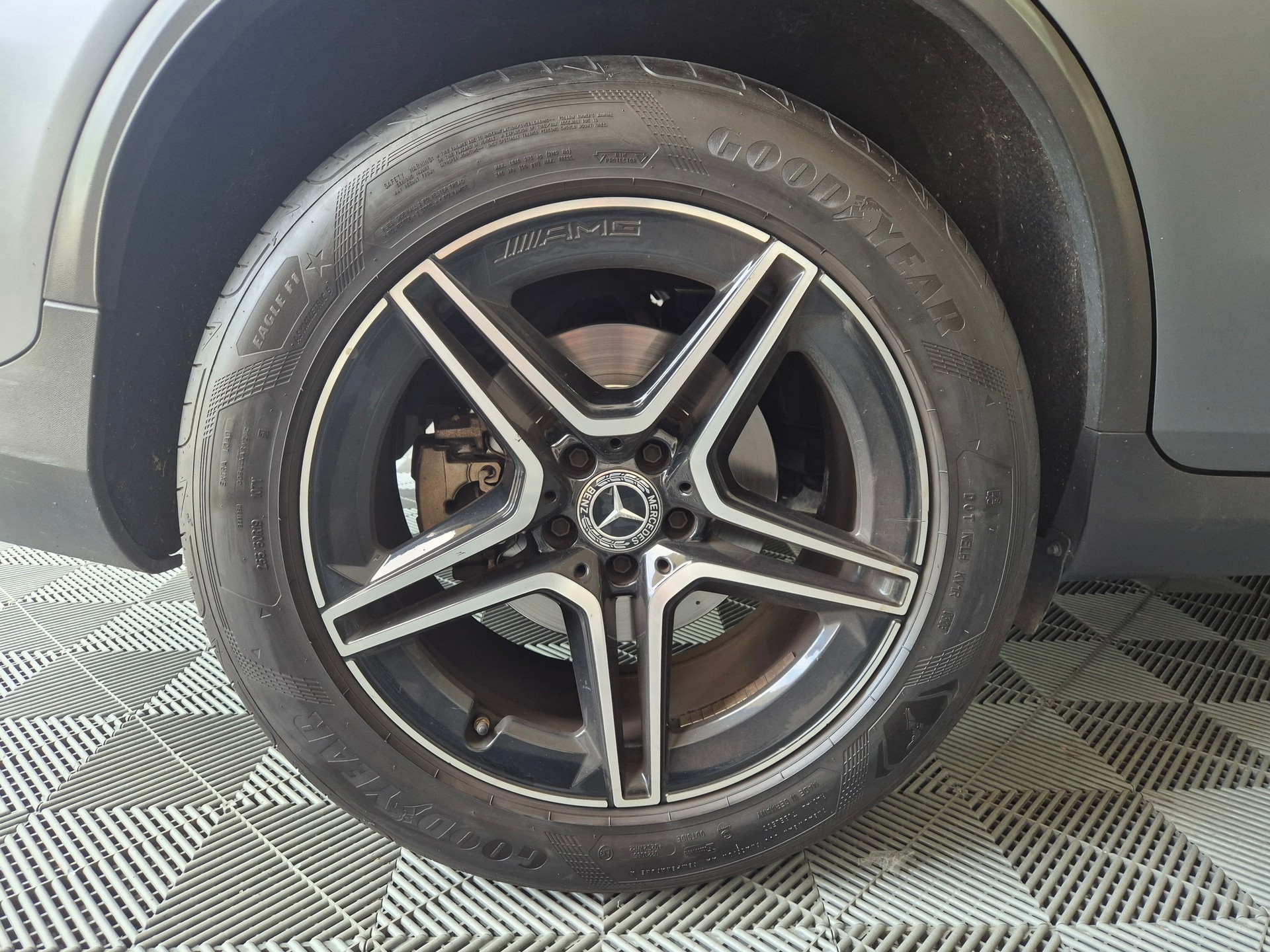 MERCEDES-BENZ GLC Coupé 300 d AMG Line 4Matic 9G-Tronic-image-27
