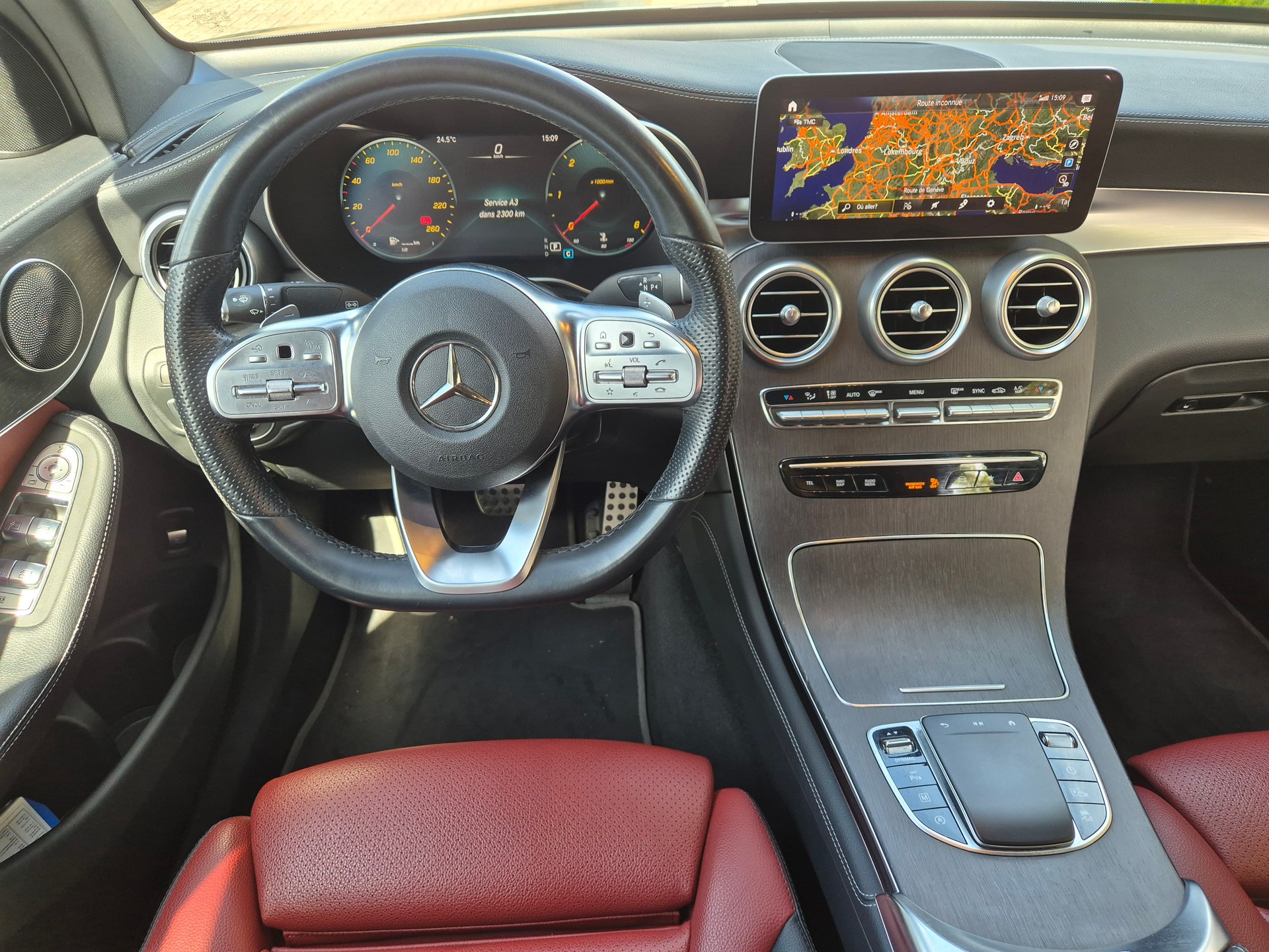 MERCEDES-BENZ GLC Coupé 300 d AMG Line 4Matic 9G-Tronic-image-16