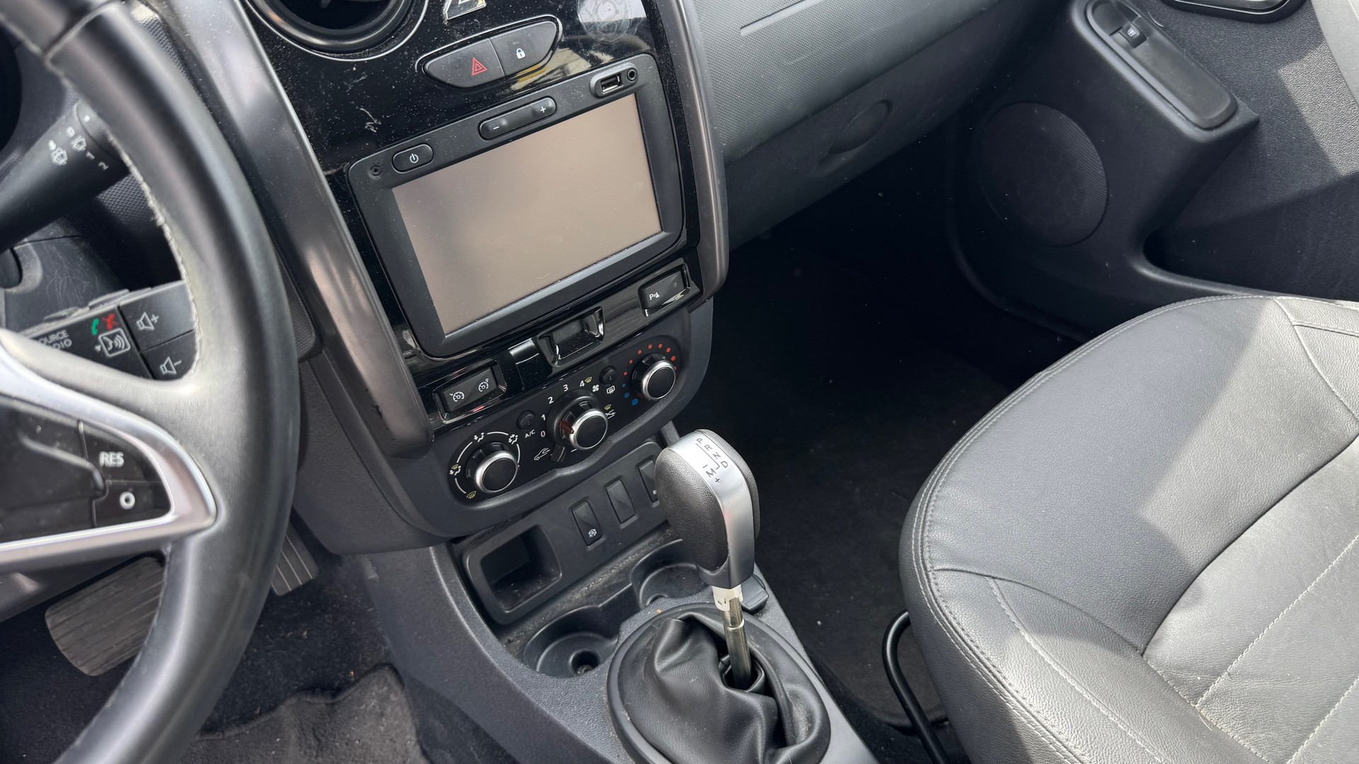 DACIA Duster 1.5 dCi Unlimited 4x2 EDC-image-11