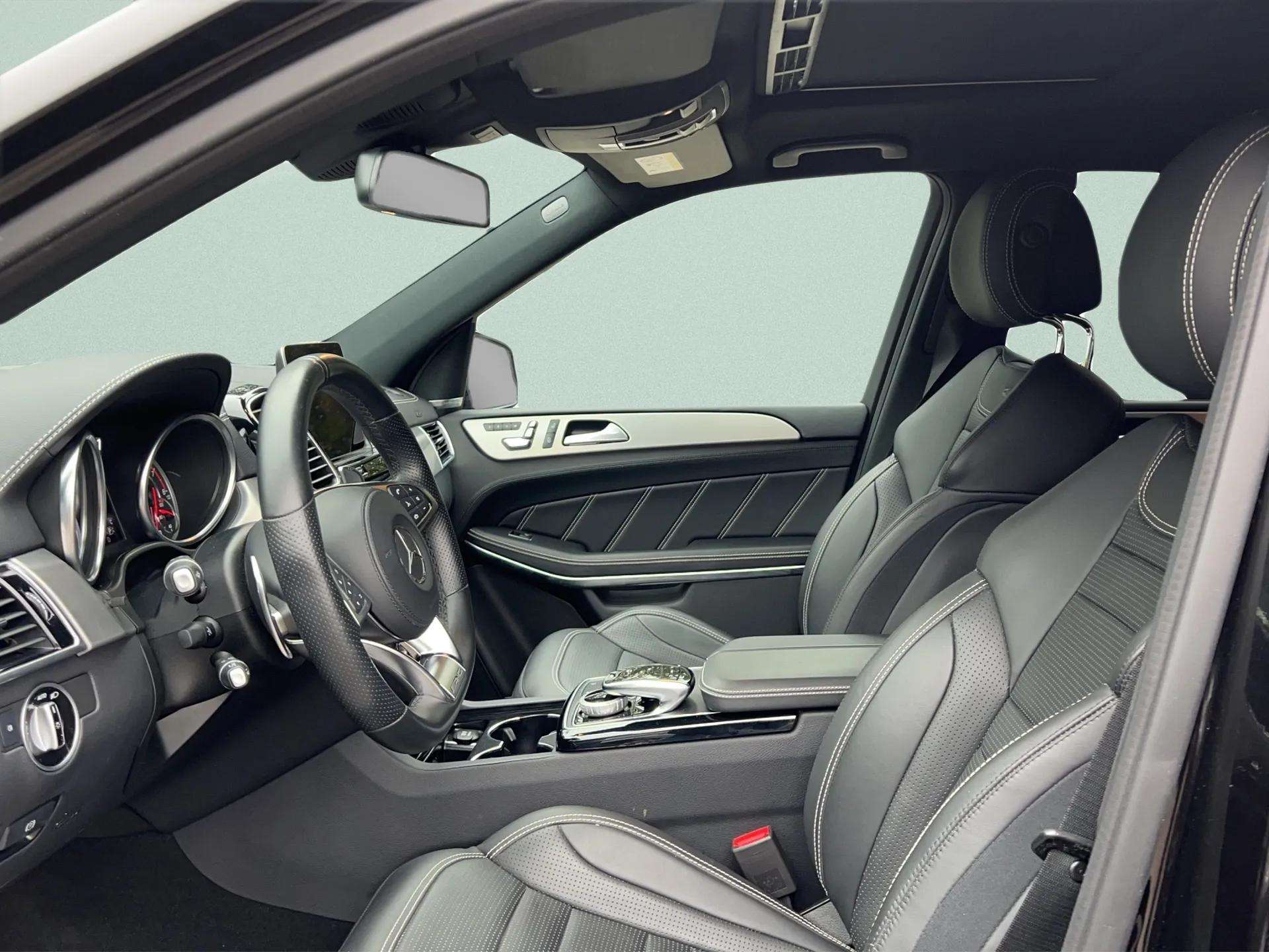 MERCEDES-BENZ GLS 63 AMG 4Matic Speedshift Plus 7G-Tronic-image-8