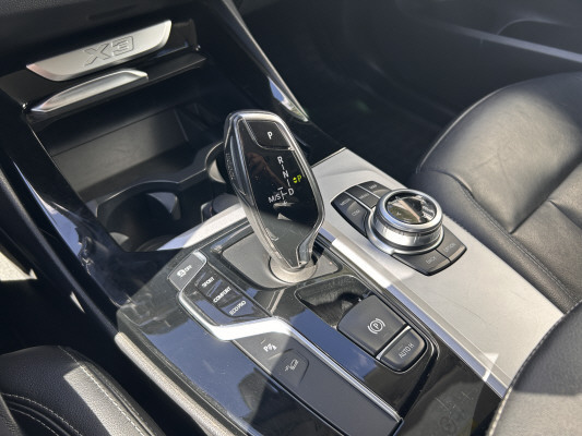 BMW X3 xDrive 30i-image-10