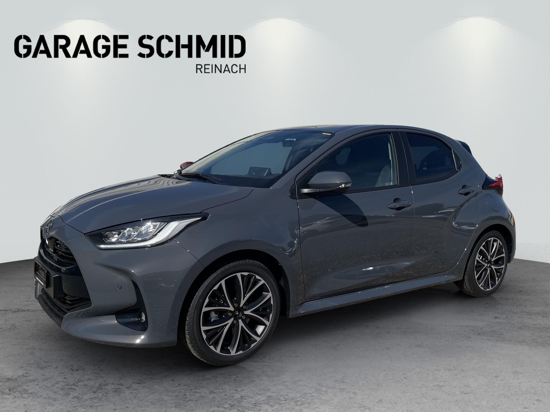 TOYOTA Yaris 1.5 VVT-i HSD Trend-showroom-element-2