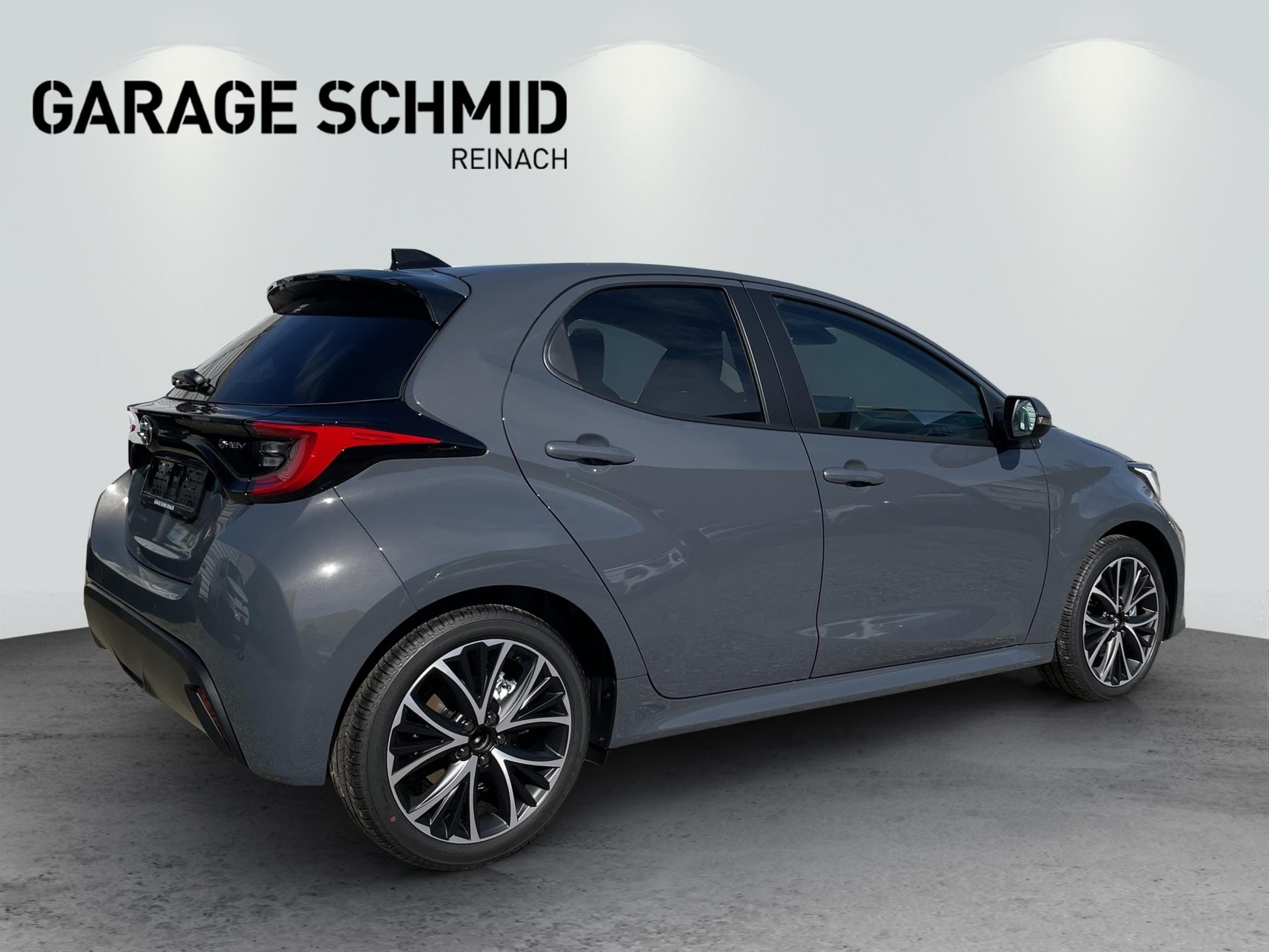 TOYOTA Yaris 1.5 VVT-i HSD Trend-image-6