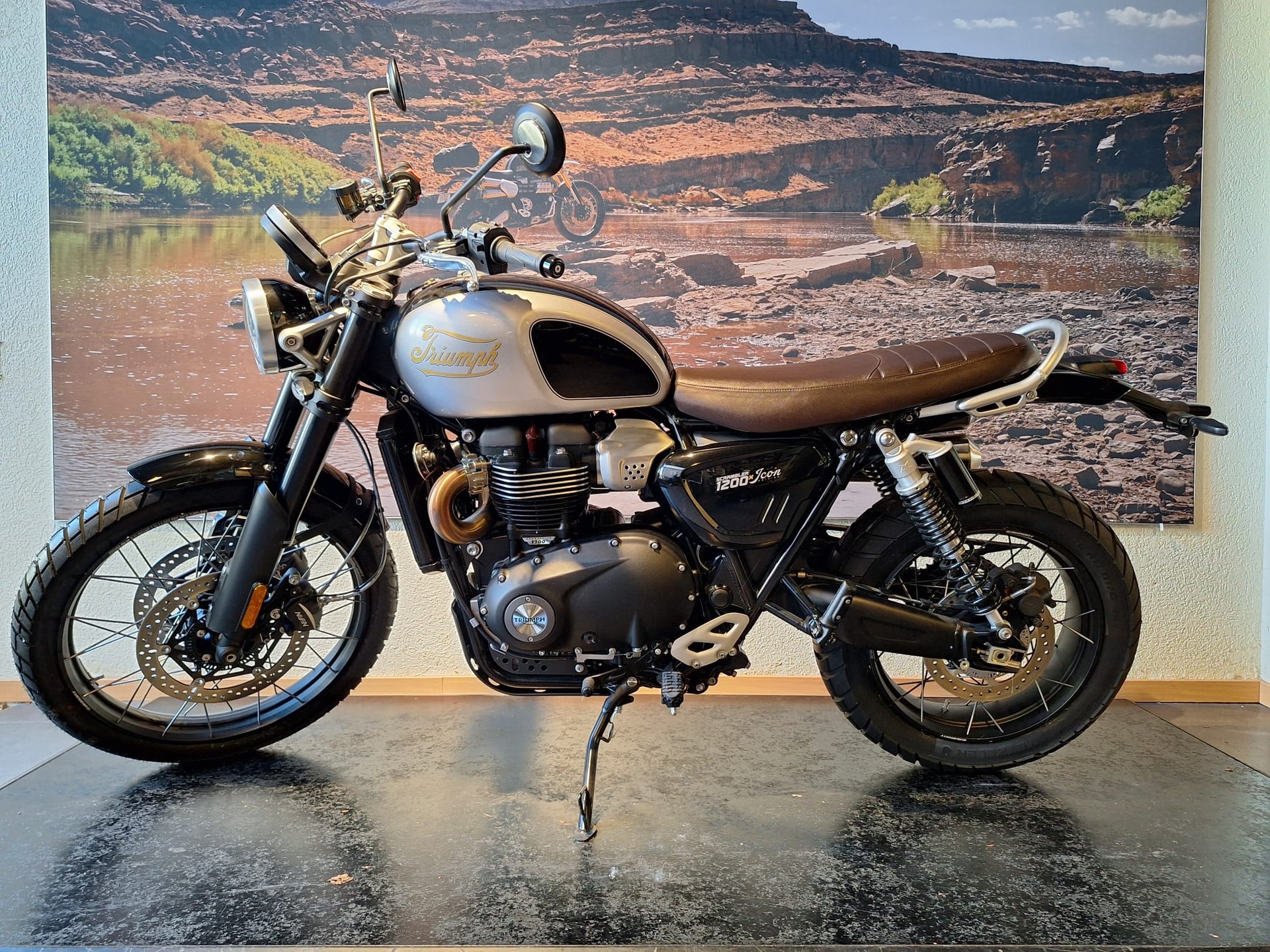TRIUMPH Scrambler 1200 X Icon Edition-image-0
