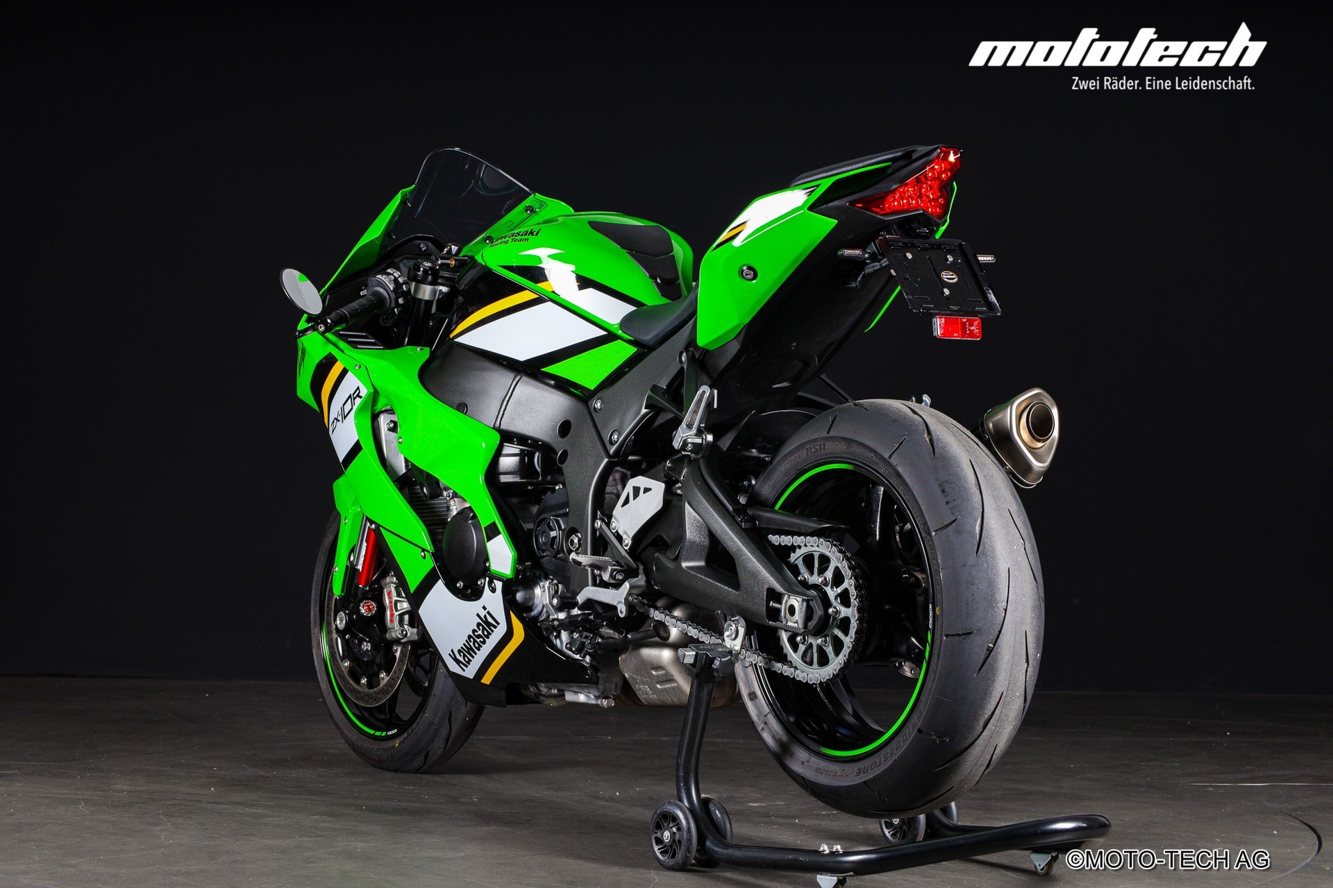 KAWASAKI Ninja ZX-10R AKRAPOVIC-image-3
