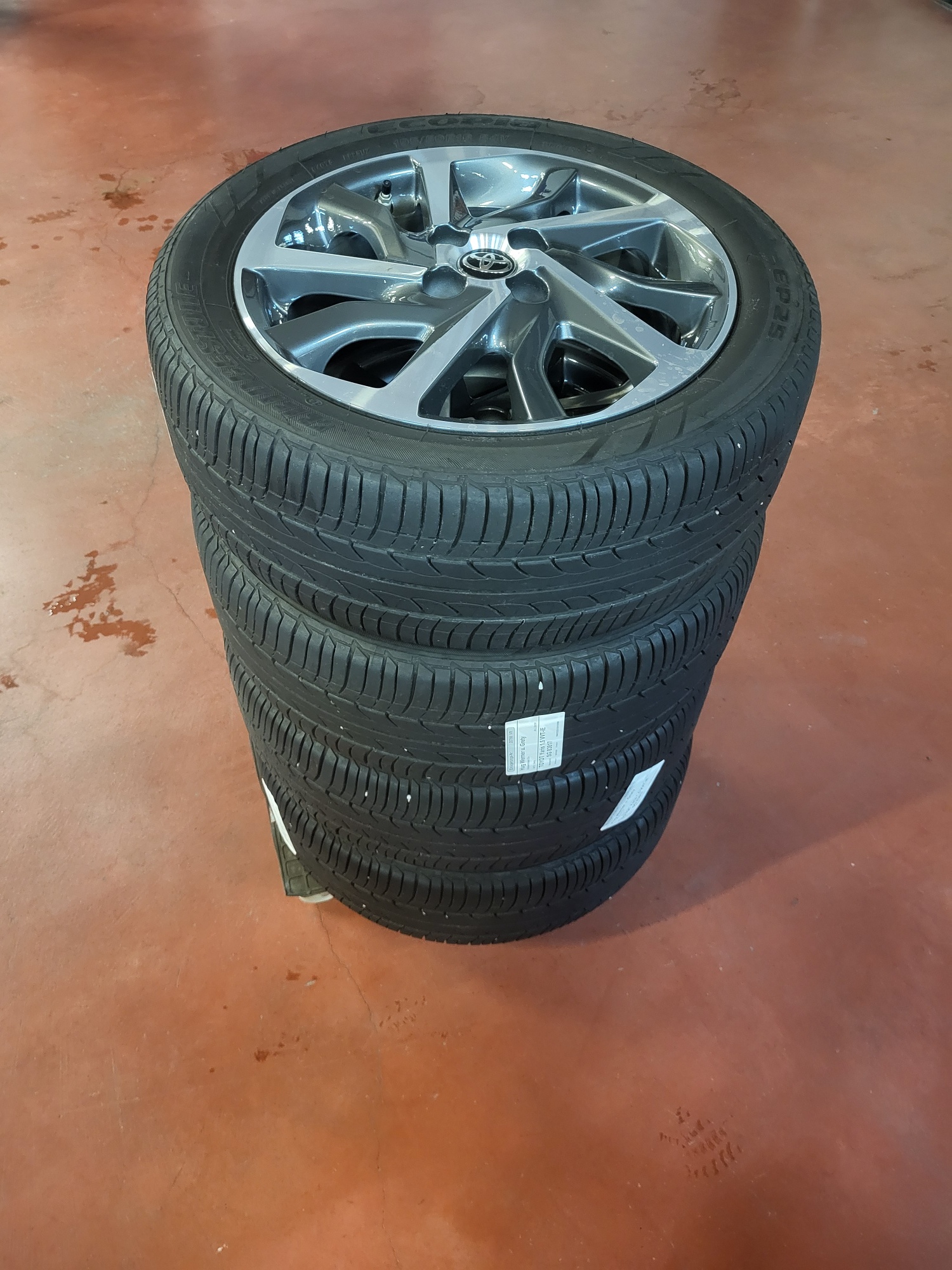 TOYOTA Yaris 1.5 Trend CVT-image-14