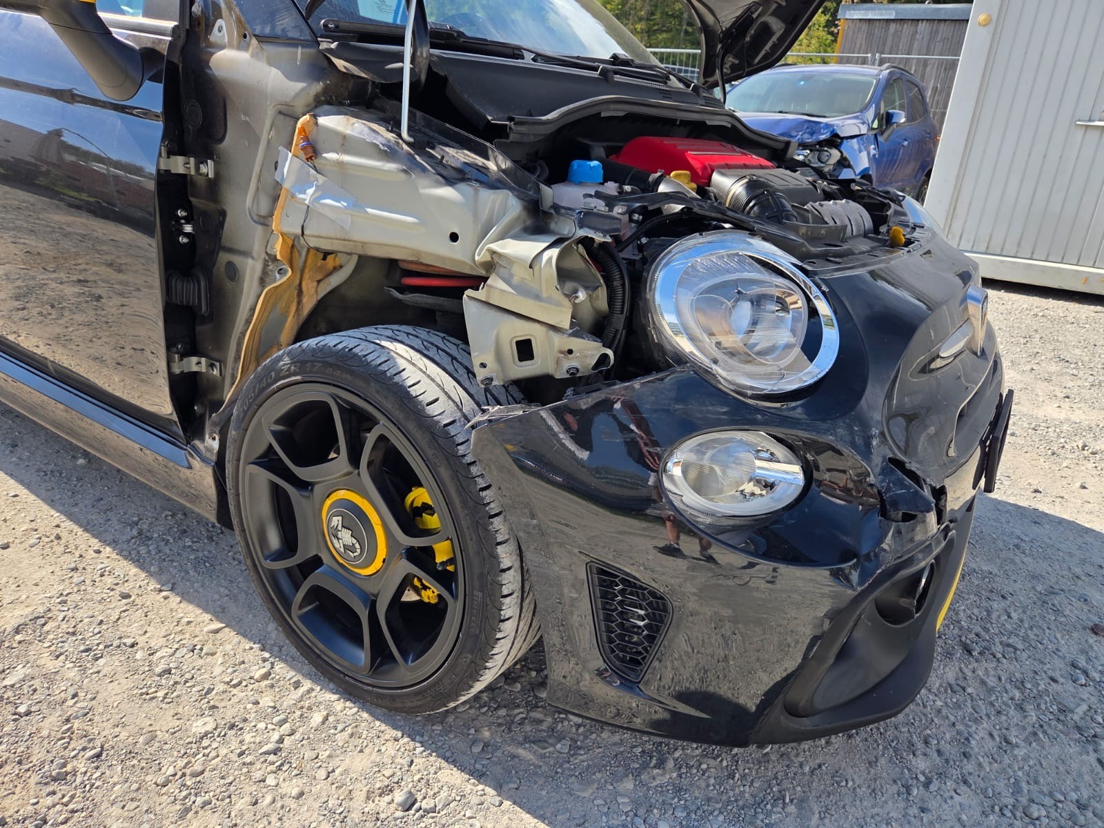 FIAT 595 1.4 16V Turbo Abarth Pista-image-4