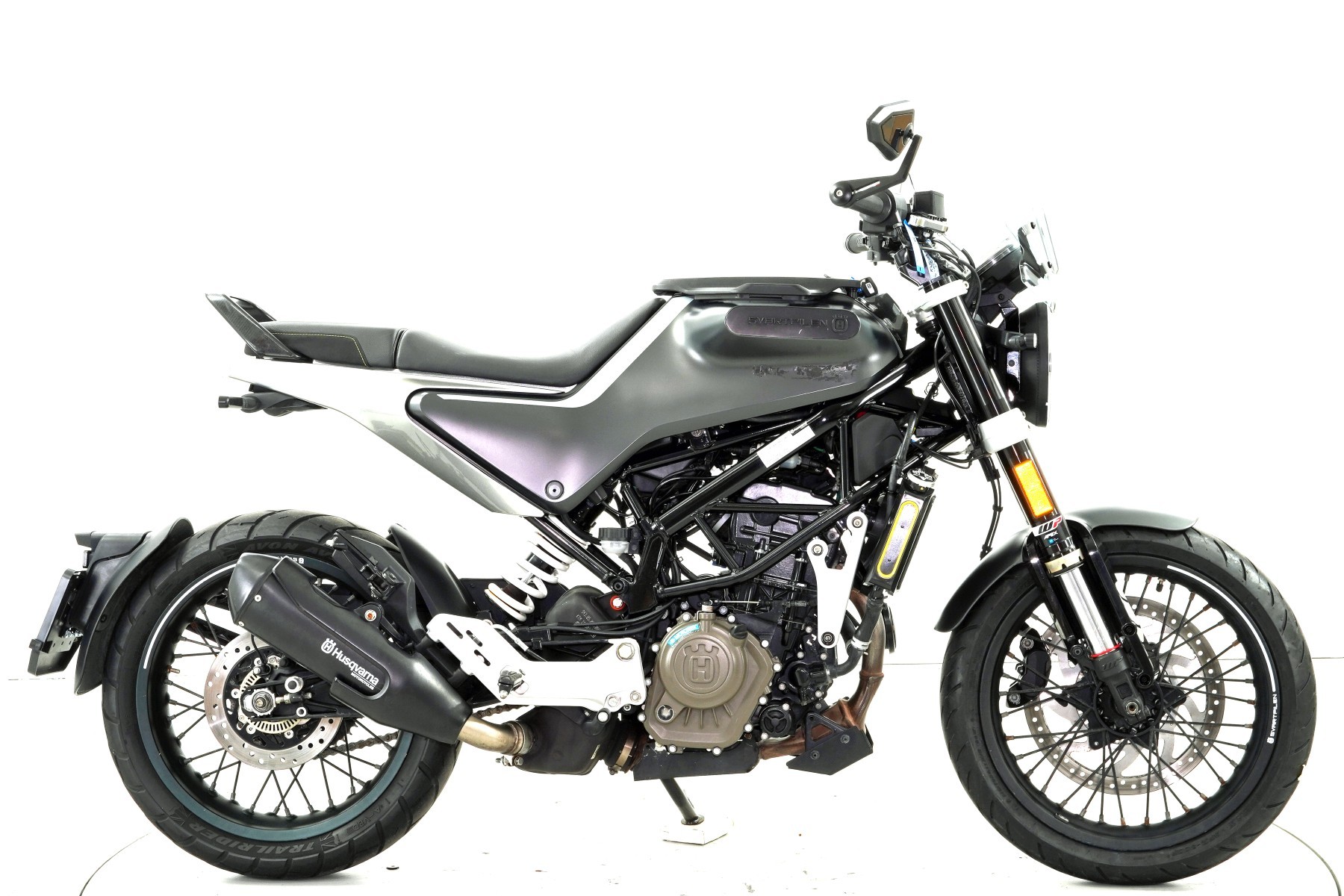 HUSQVARNA 125 Svartpilen ABS-image-3
