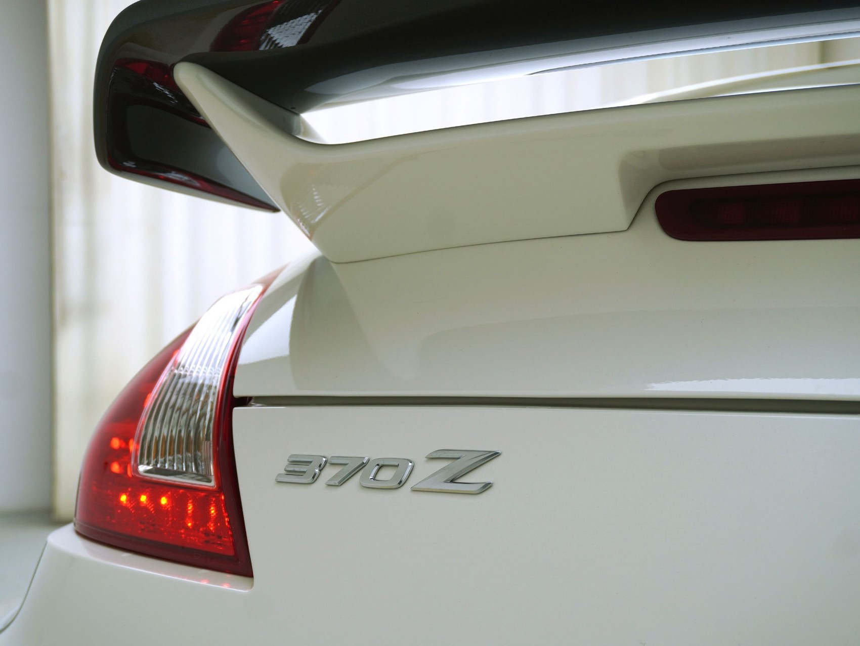 NISSAN 370 Z Coupé 3.7 V6 24V Nismo-image-6