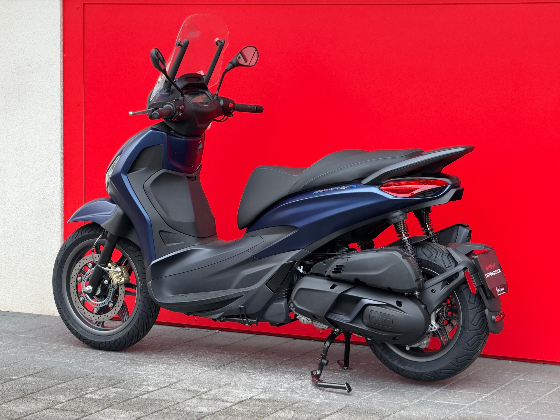 PIAGGIO Beverly 400 Sport E5+-image-15