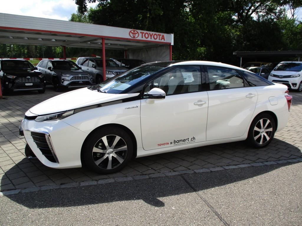 TOYOTA Mirai Fuel Cell Premium-showroom-element-3