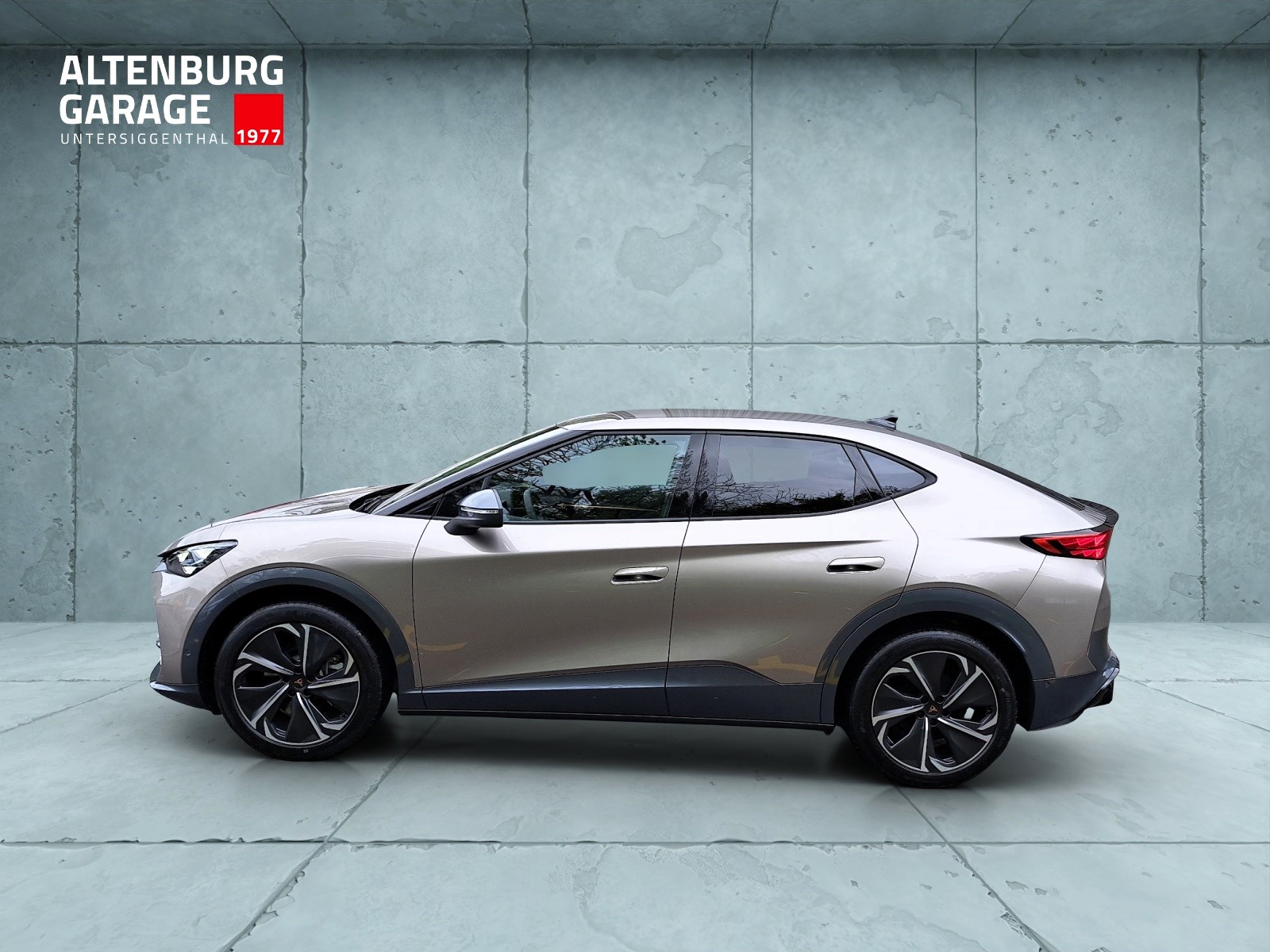 CUPRA Tavascan 77 kWh Edge 4D-showroom-element-1