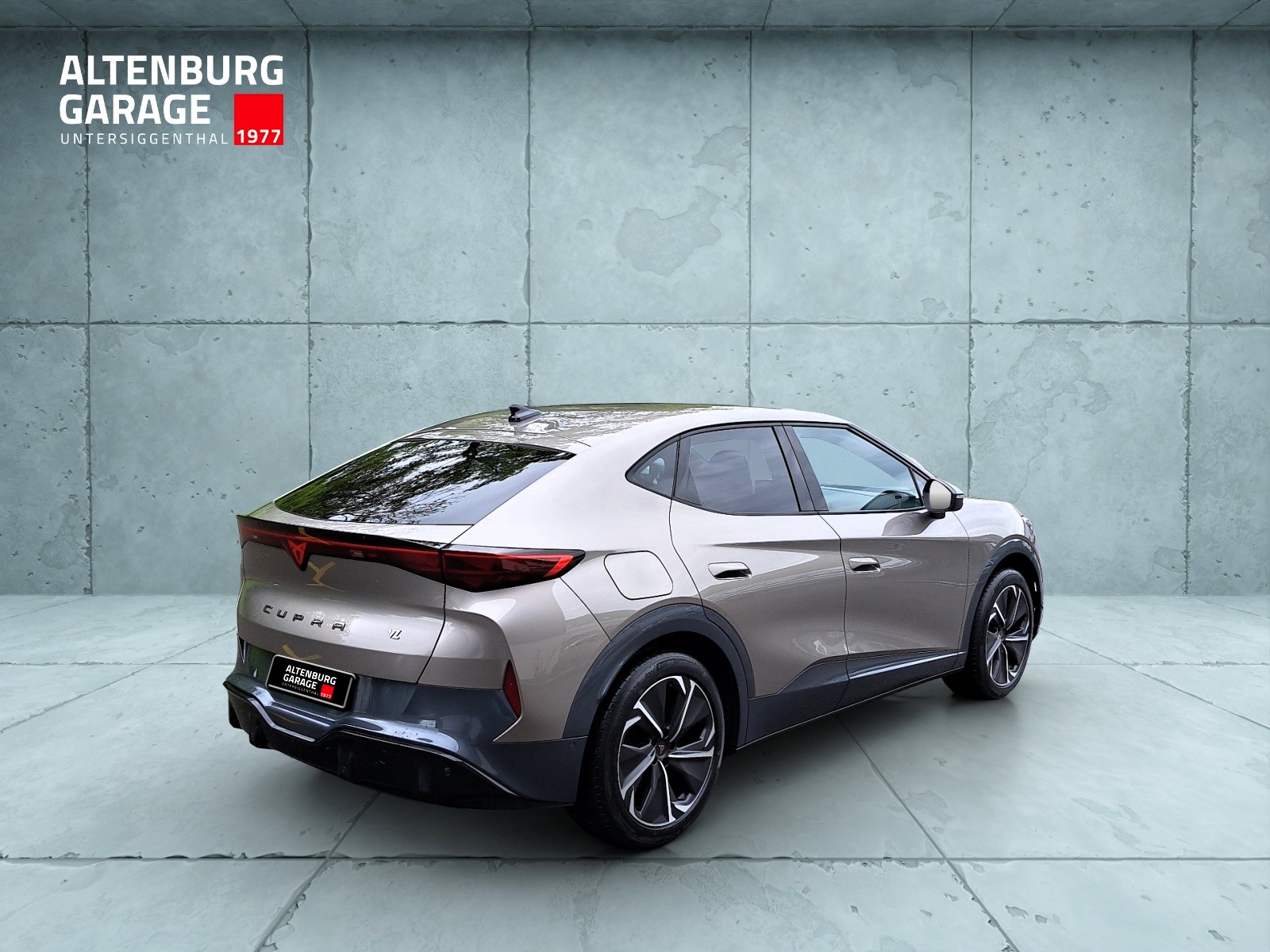 CUPRA Tavascan 77 kWh Edge 4D-image-4
