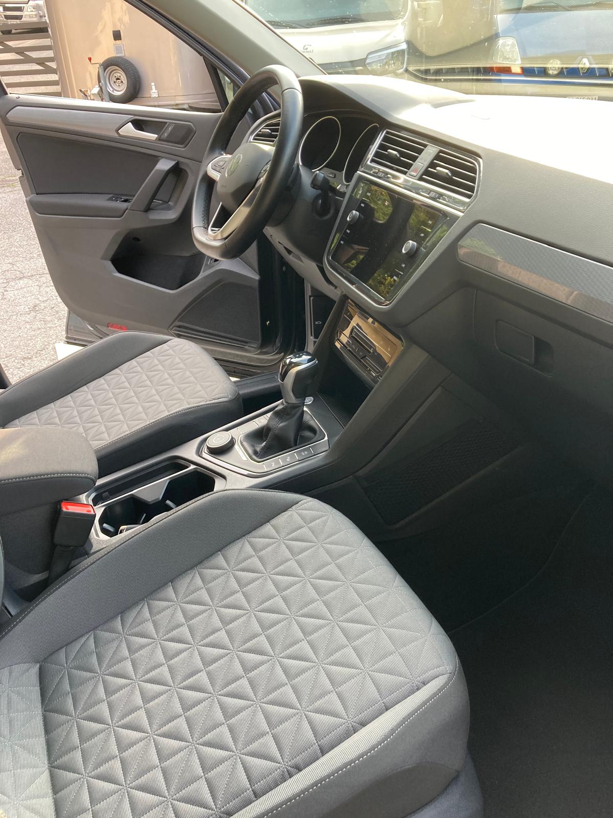 VW Tiguan 2.0TSI Life 4Motion DSG-image-12