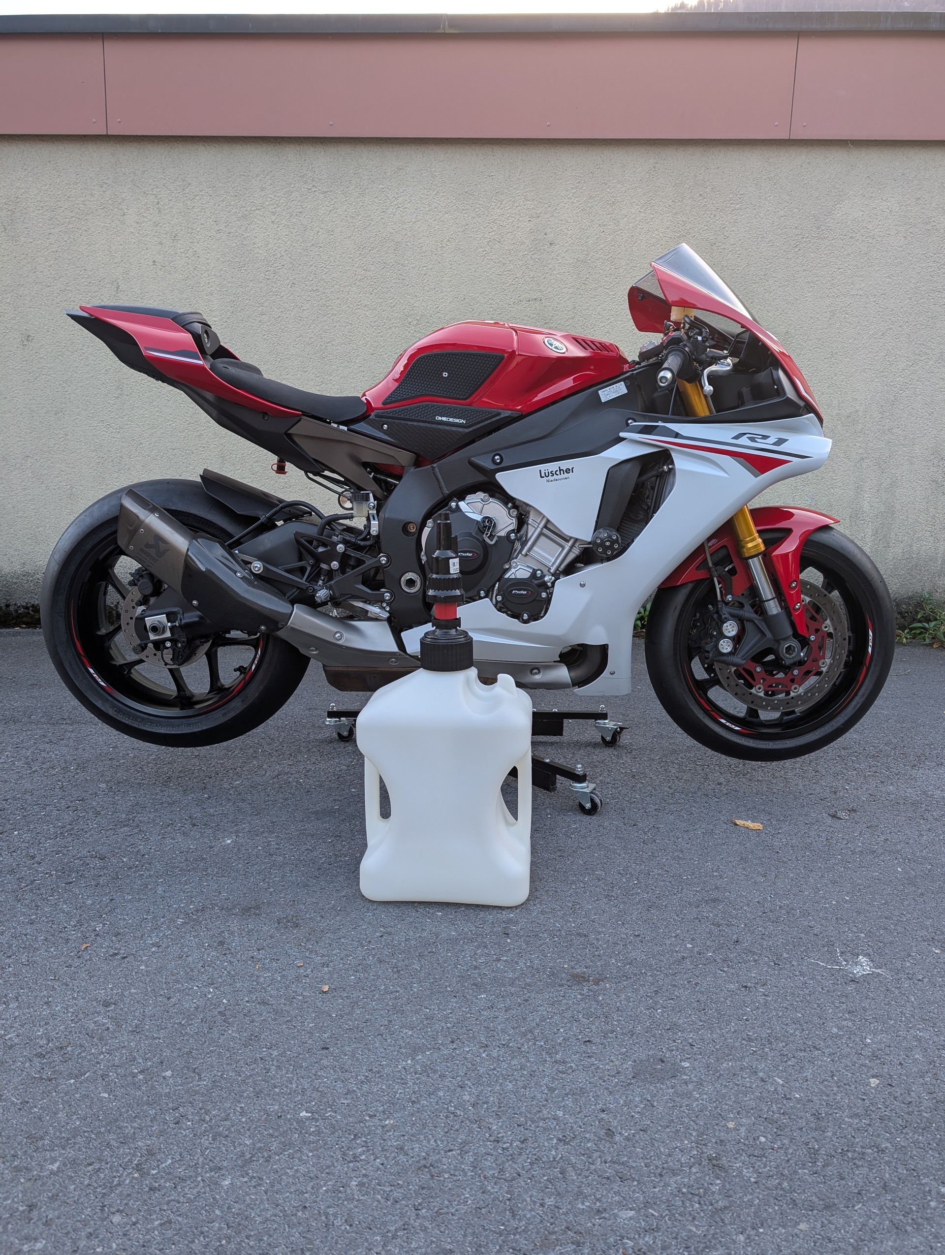YAMAHA YZF-R1 ABS-image-5