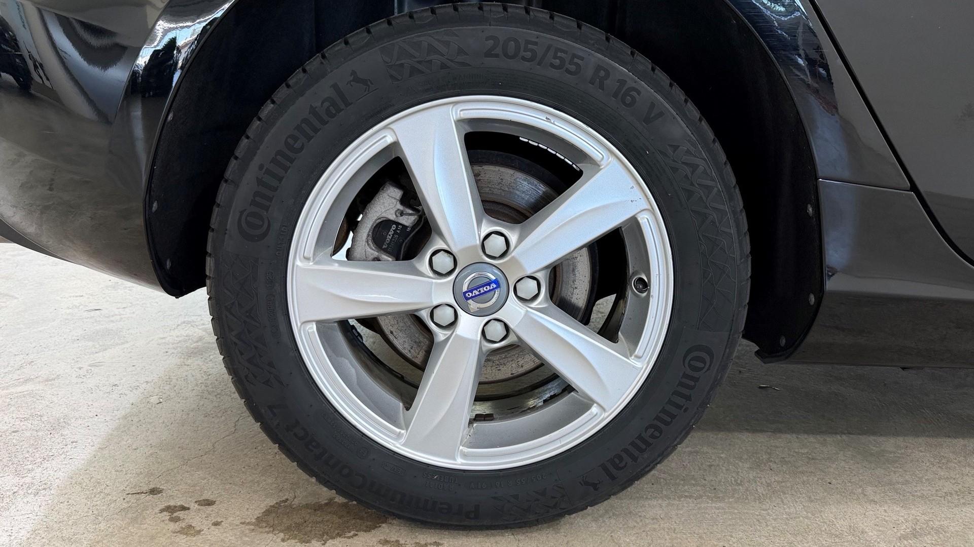 VOLVO V40 2.0 D4 Momentum S/S-image-7