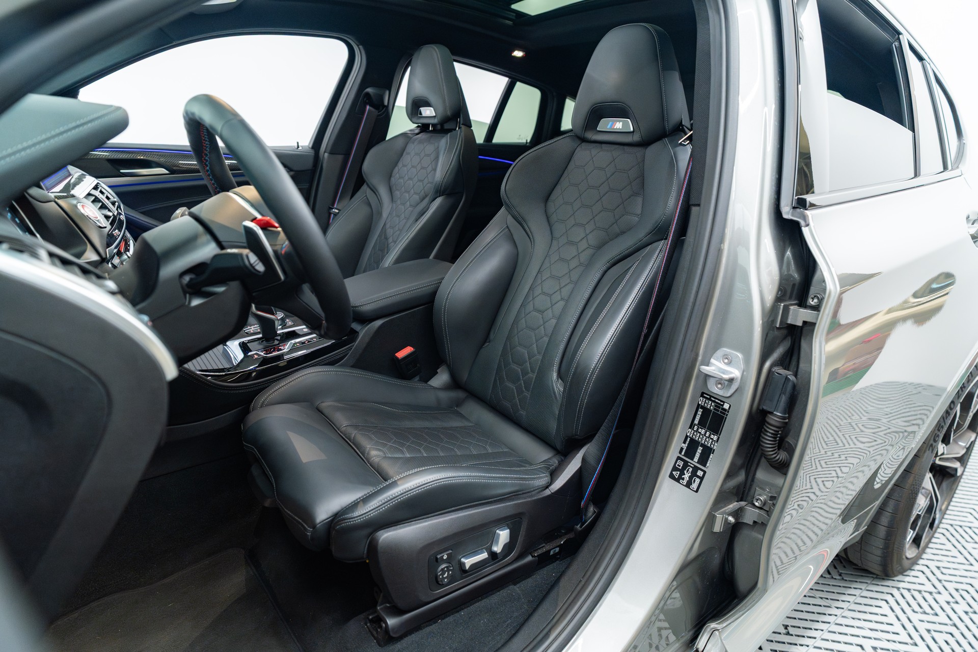 BMW X4M M Competition Steptronic-image-10