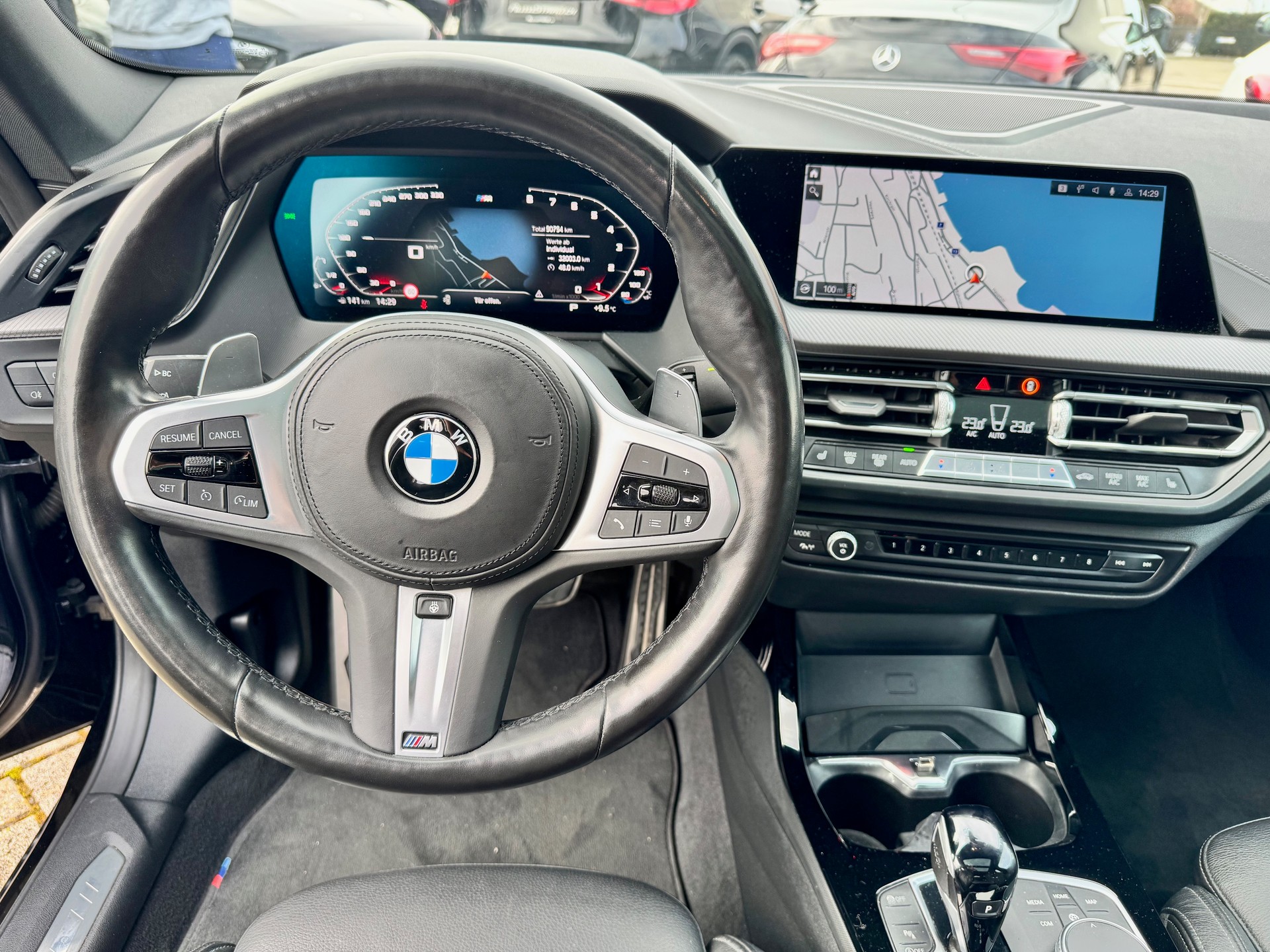 BMW M235i Gran Coupé xDrive Steptronic-image-8
