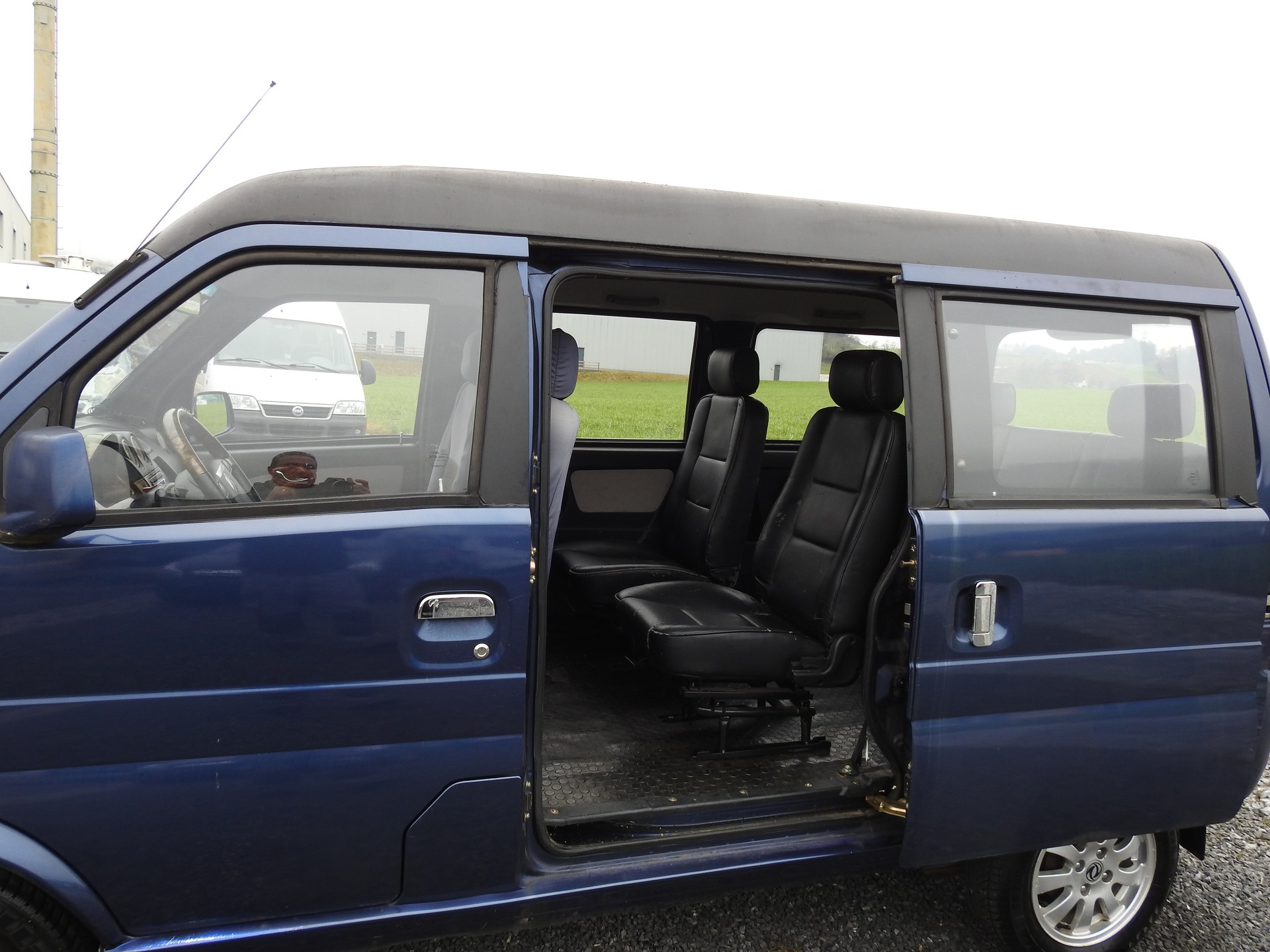 DFM Mini Bus 1.3-image-16