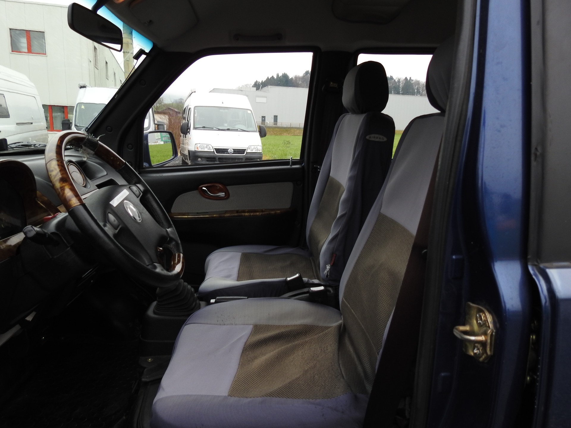 DFM Mini Bus 1.3-image-11