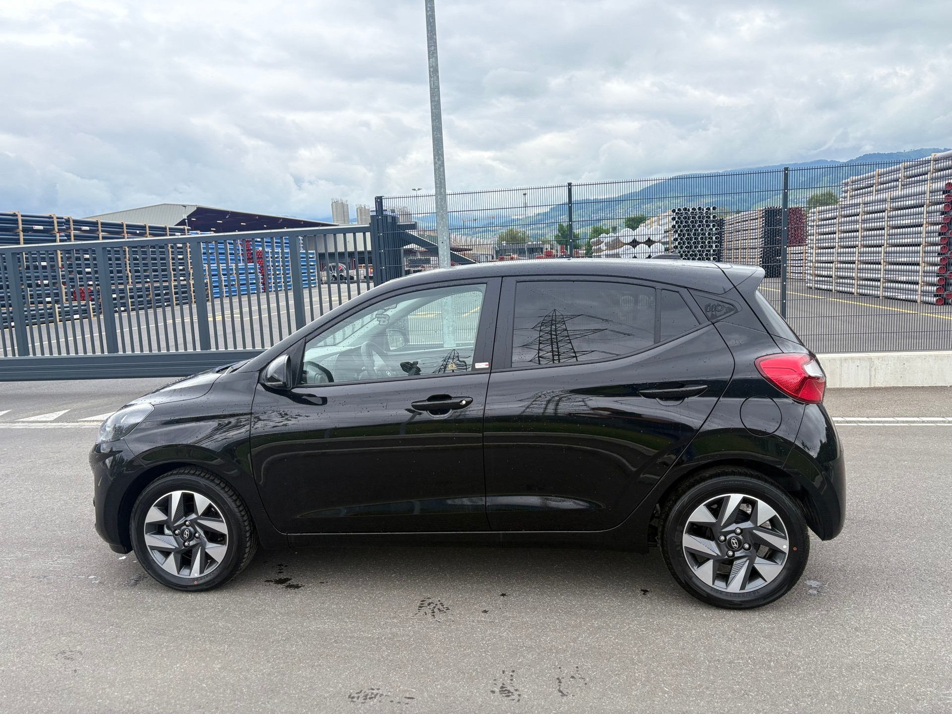 HYUNDAI i10 1.2 Amplia Aut.-image-6