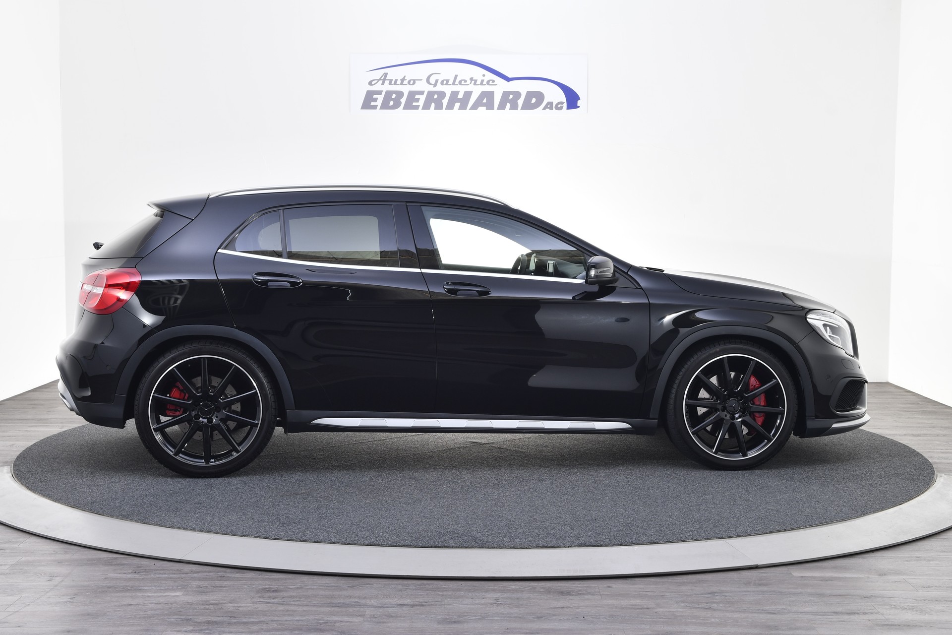 MERCEDES-BENZ GLA 45 AMG 4Matic 7G-DCT-image-5