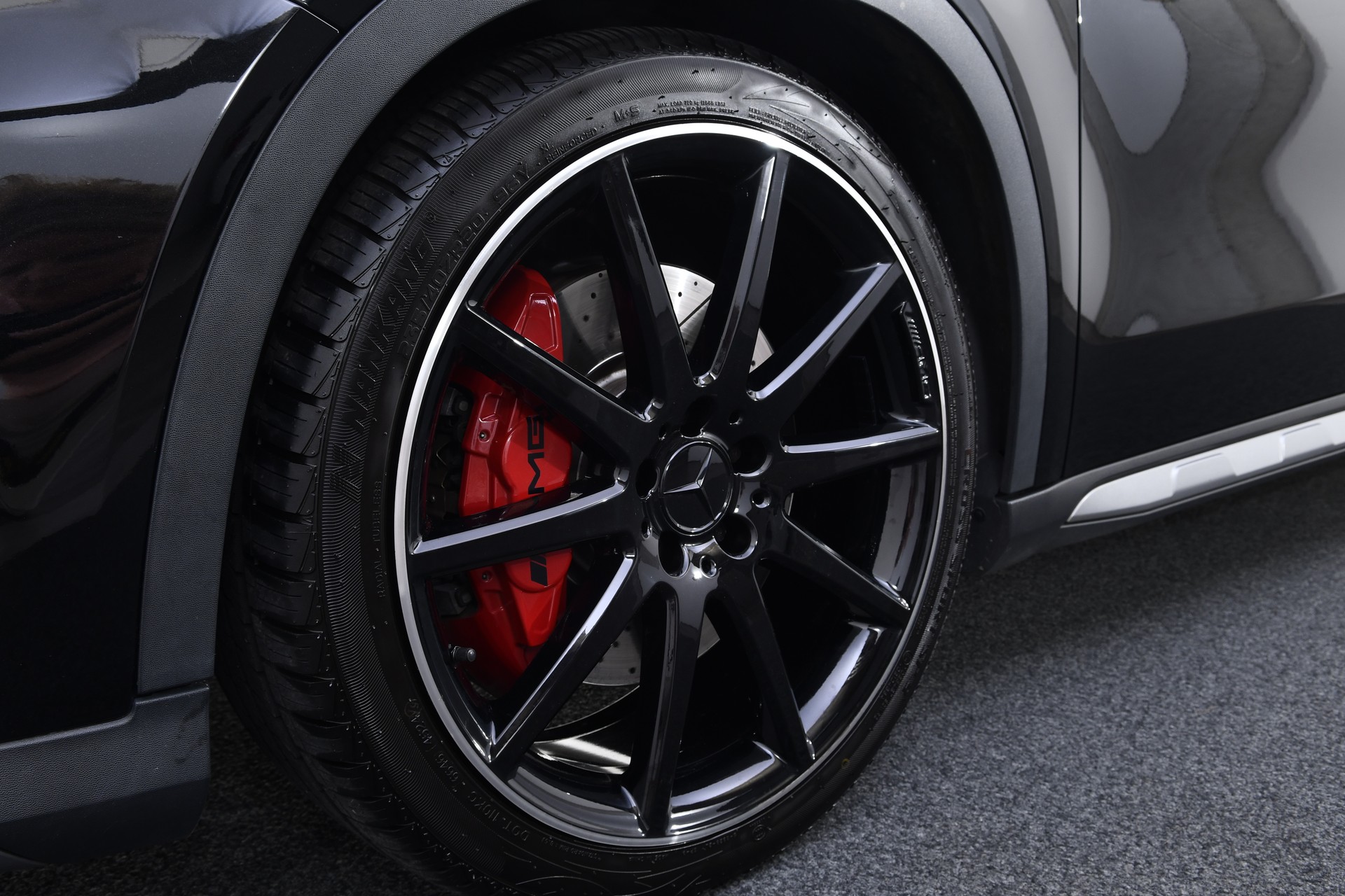 MERCEDES-BENZ GLA 45 AMG 4Matic 7G-DCT-image-21