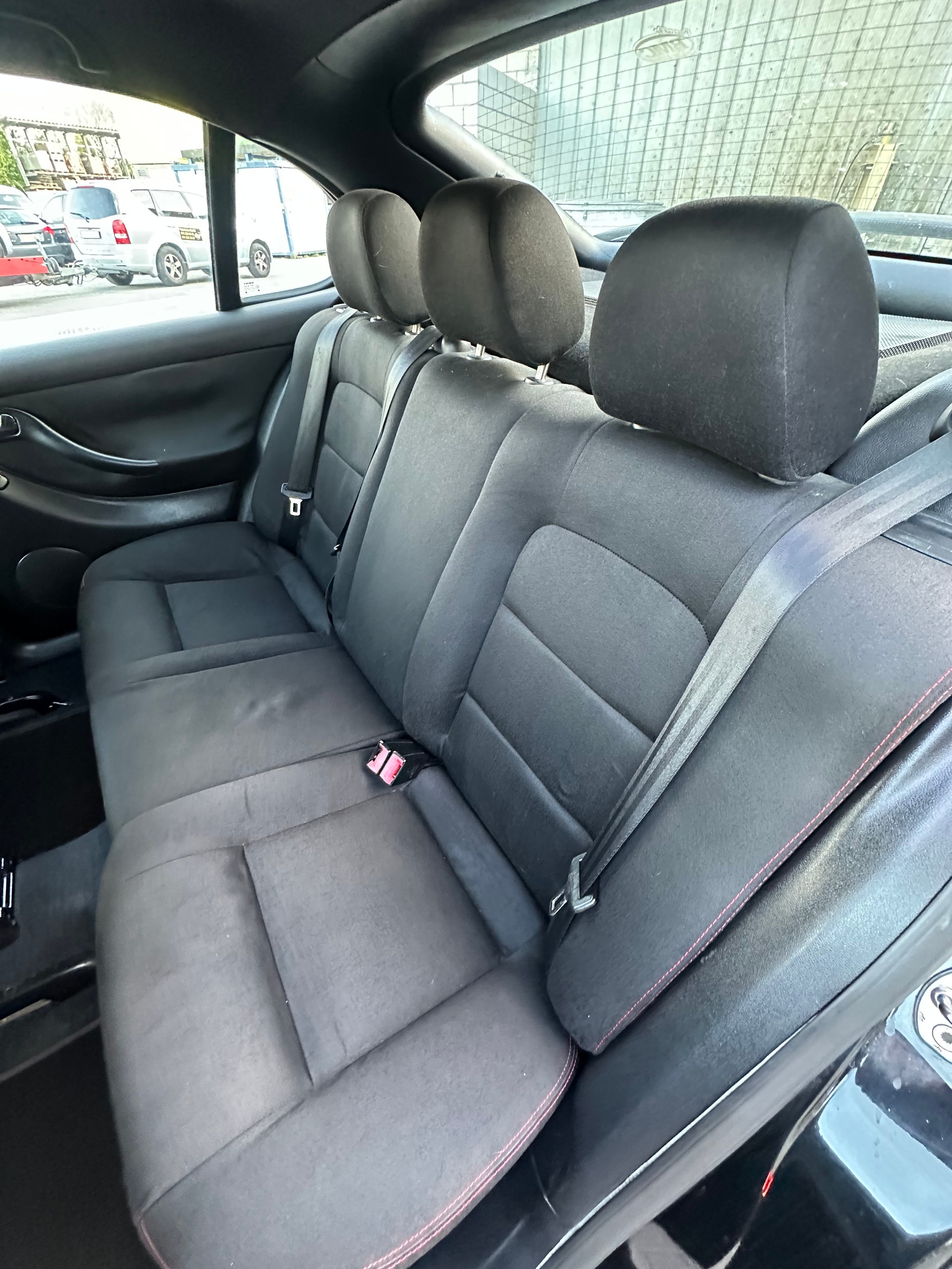 SEAT Leon 1.8 T Cupra R-image-6