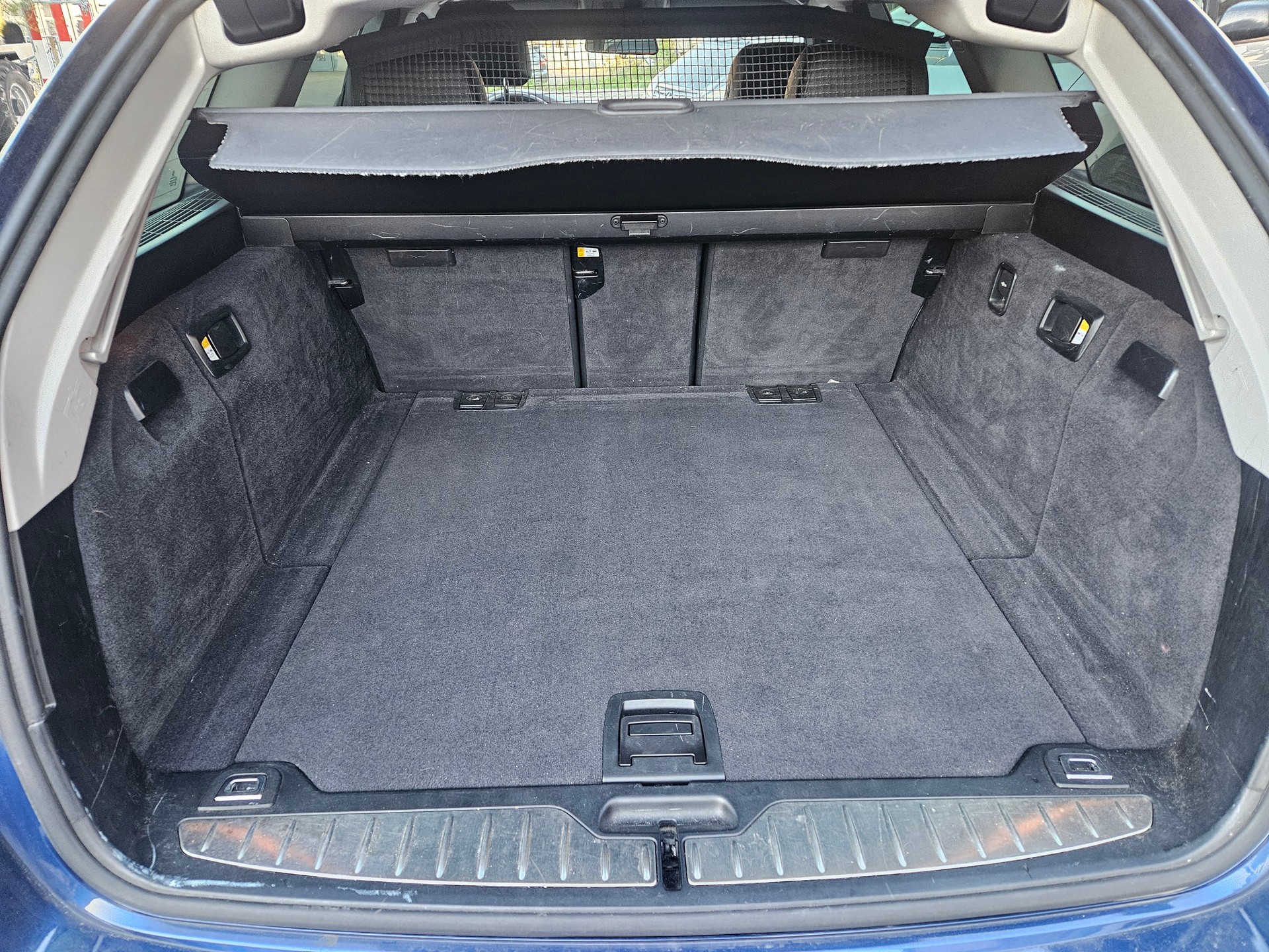 BMW 520d Touring xDrive Luxury Line Steptronic-image-14