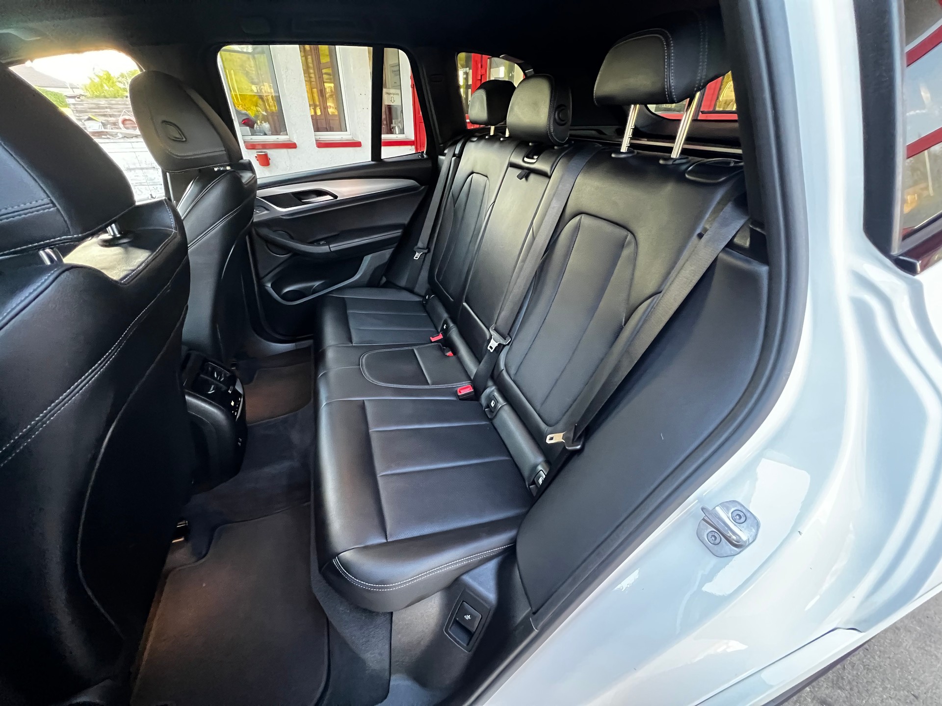BMW X3 xDrive 48V 20d M Sport / Facelift / M-Paket-image-10