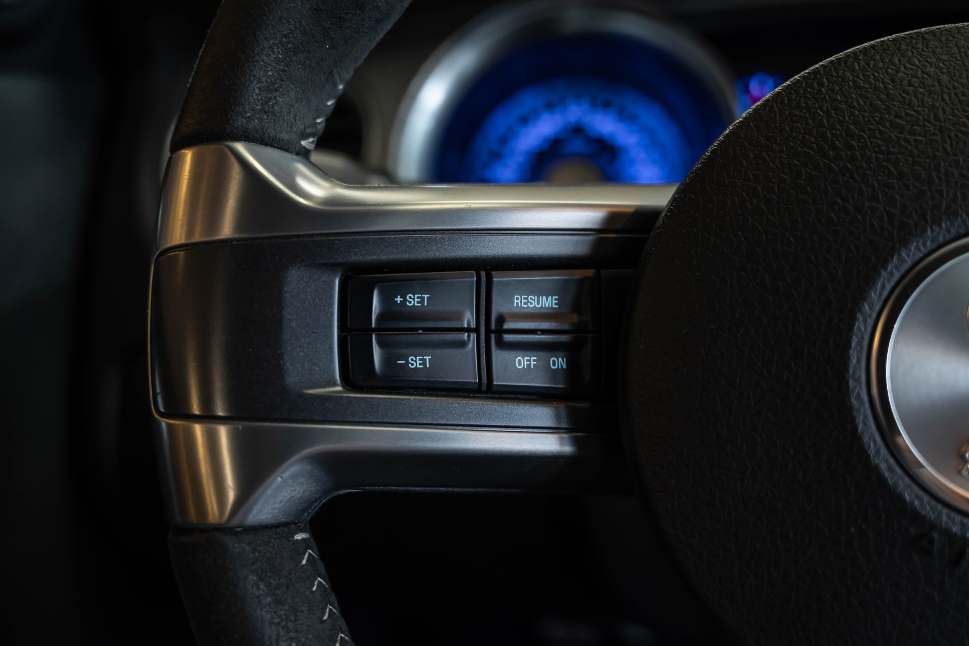 FORD MUSTANG Shelby GT 500 SVT-image-17