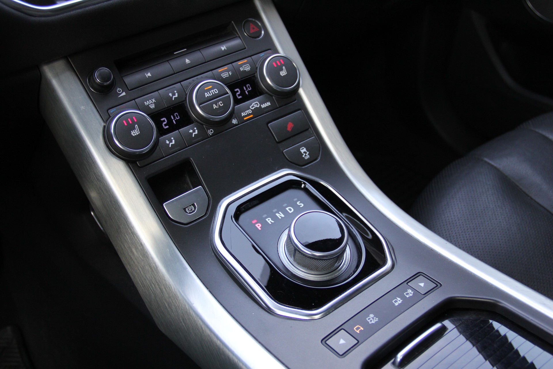 LAND ROVER Range Rover Evoque 2.2 SD4 Dynamic AT6 **360°KAMERA** *PANORAMADACH* *EL.SITZ+MEMORY* *LEDER*-image-14