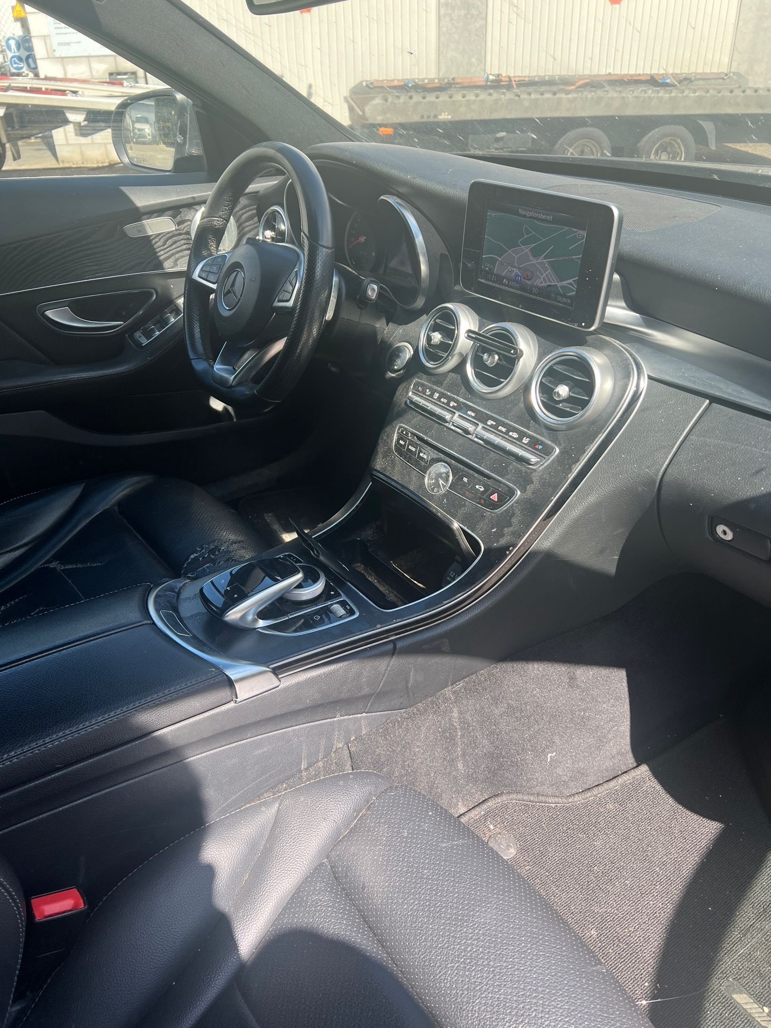 MERCEDES-BENZ C 250 d Swiss Star Avantgarde 4Matic 9G-Tronic-image-10