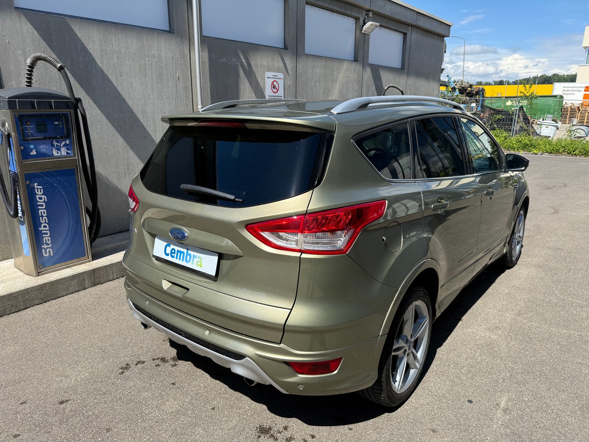 FORD Kuga 2.0 TDCi Titanium S 4WD PowerShift *Frisch ab MFK *AHK 2100 Kg *Tempomat *12 Monate Garantie-image-3