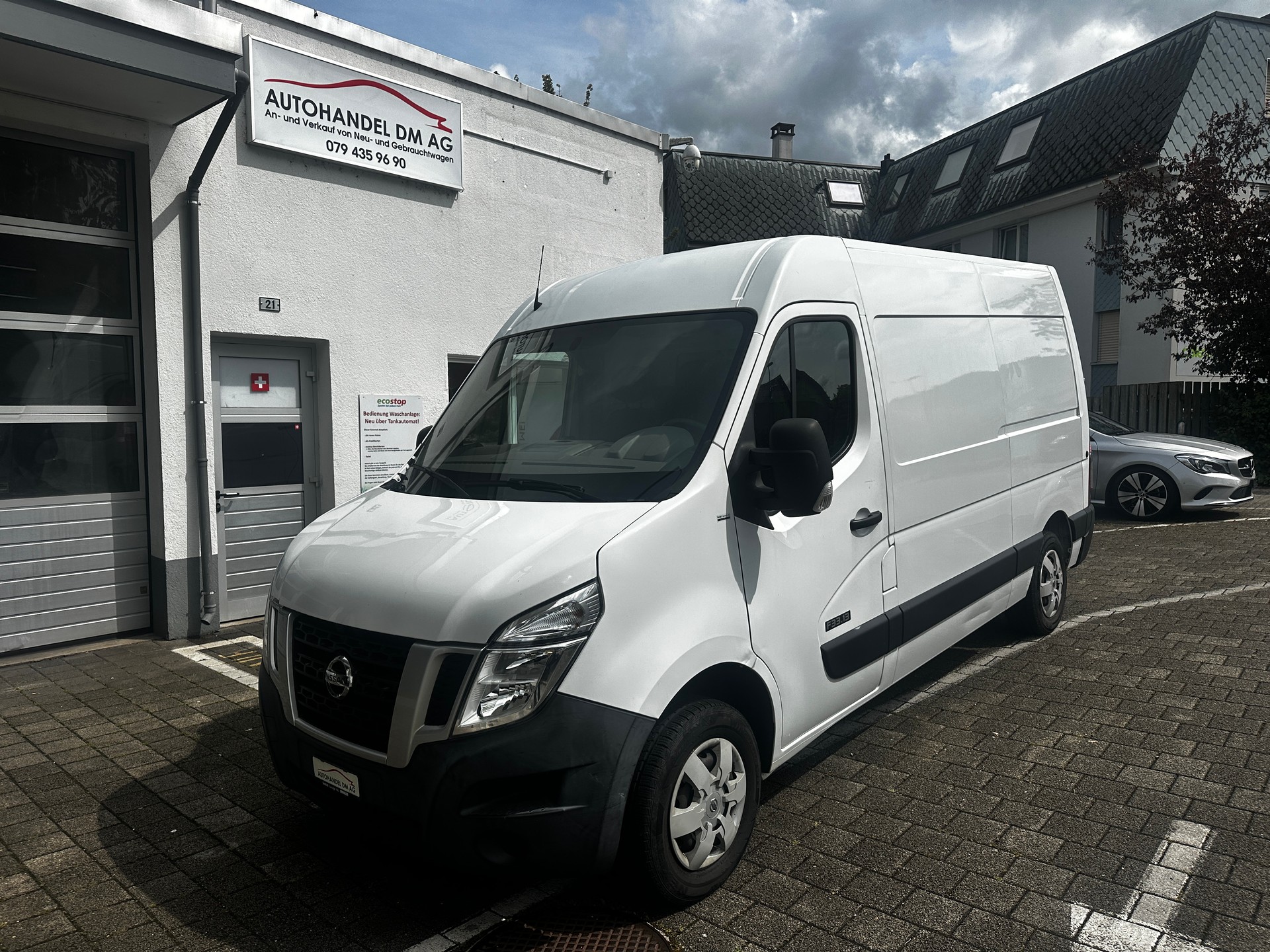 NISSAN NV400 F33.13 L2H2 FWD Pro-showroom-element-1