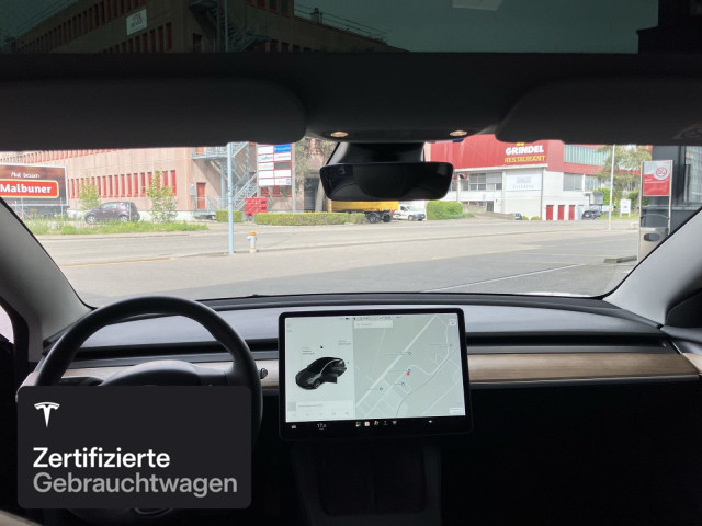 TESLA Model 3 Long Range AWD-image-14
