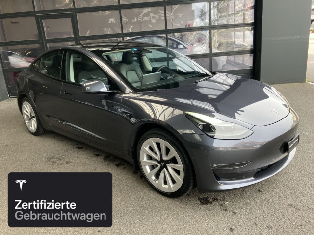 TESLA Model 3 Long Range AWD-image-11