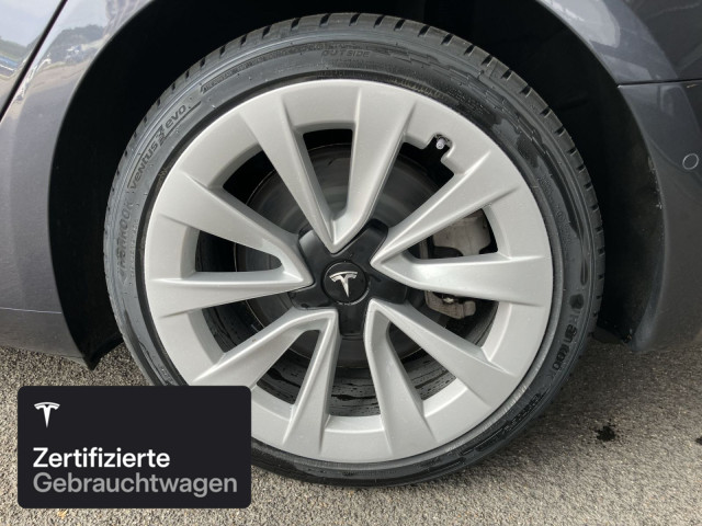 TESLA Model 3 Long Range AWD-image-5