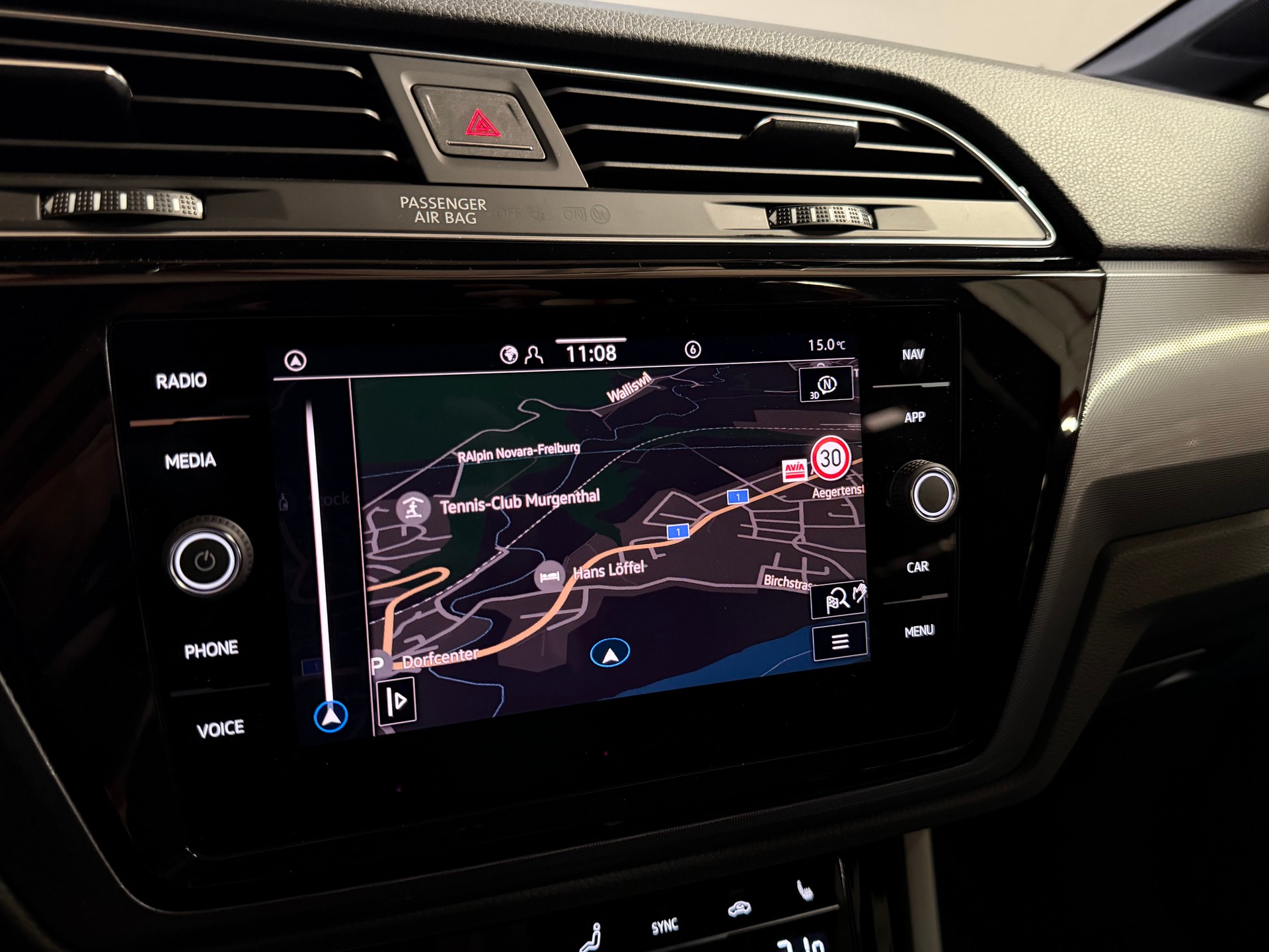 VW Touran 1.5 TSI EVO R-Line DSG Panorama-image-27