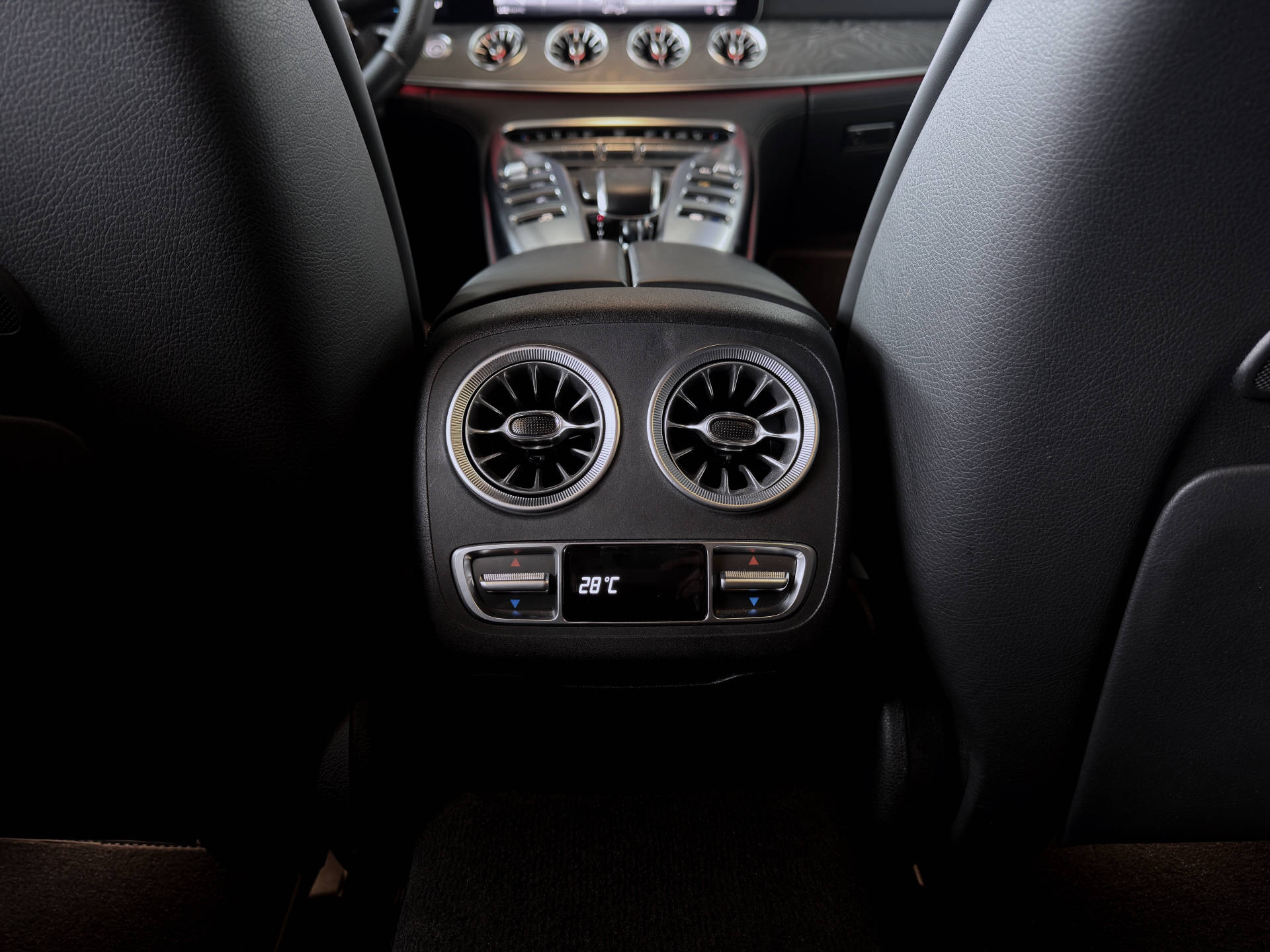 MERCEDES-BENZ AMG GT 43 4matic+-image-12