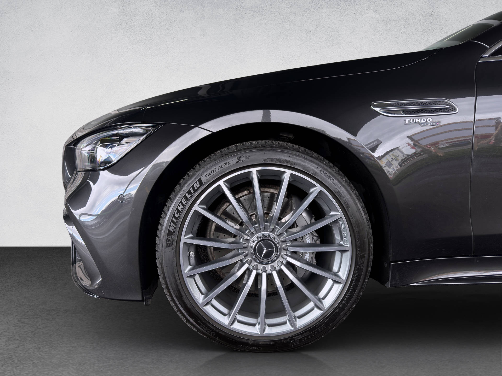 MERCEDES-BENZ AMG GT 43 4matic+-image-14