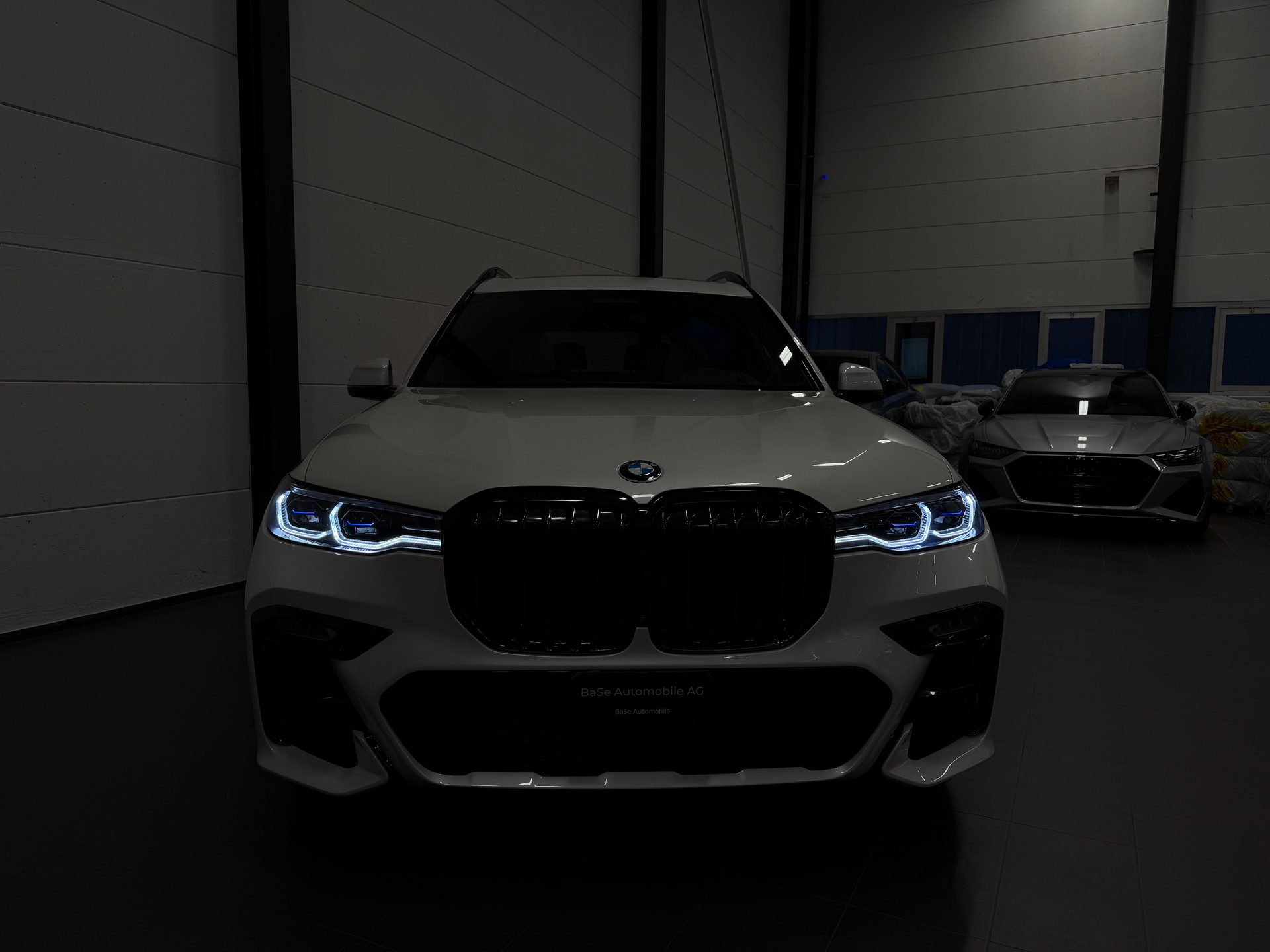 BMW X7 xDrive M50i Steptronic-image-7